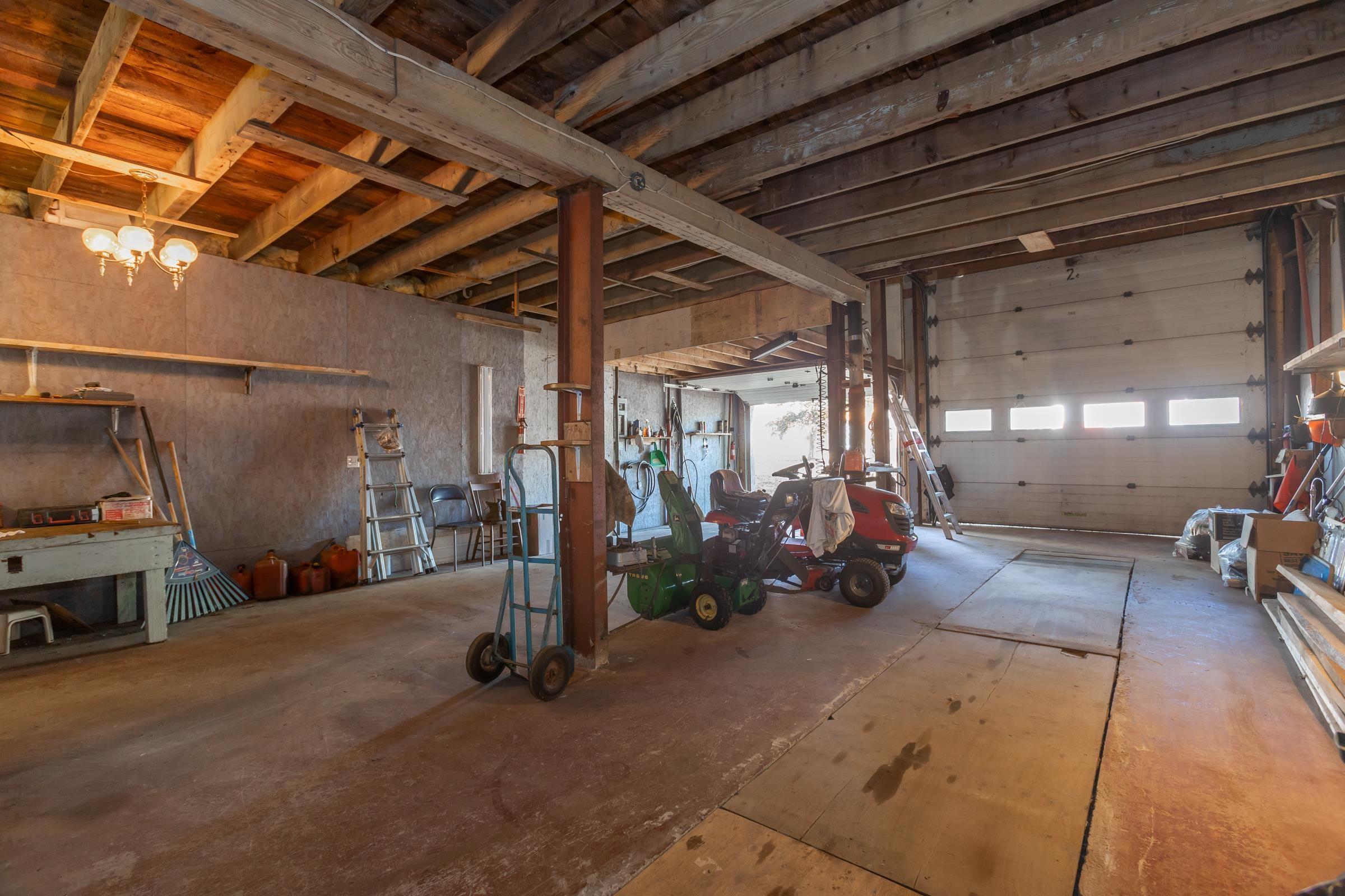 $325,000.00: 9495 Highway 10, Nictaux