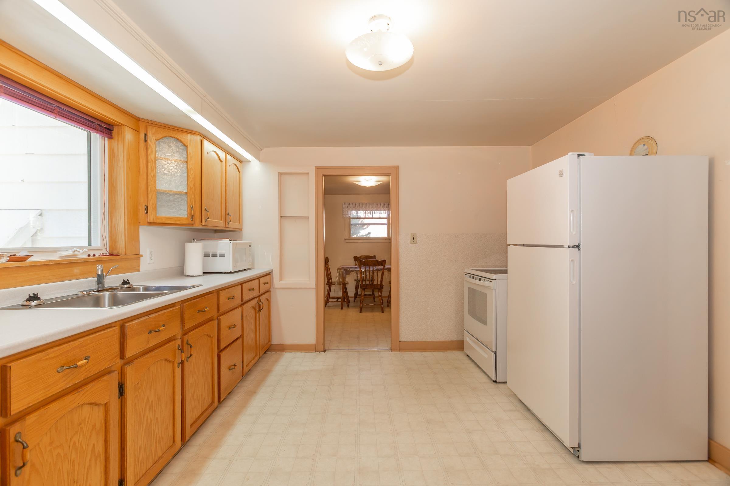 $325,000.00: 9495 Highway 10, Nictaux