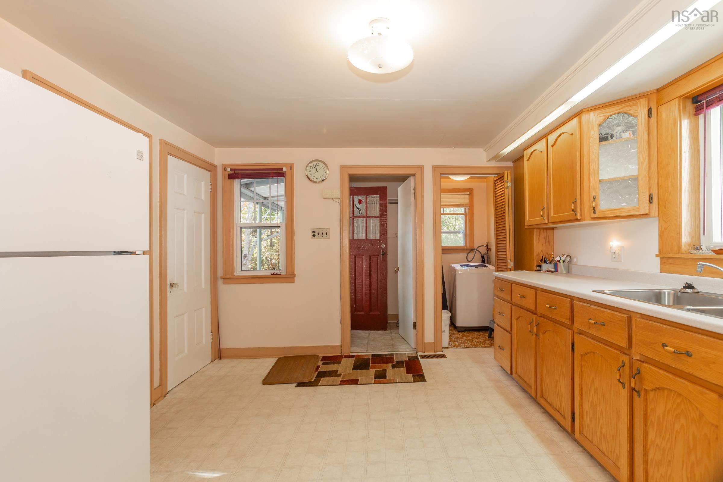 $325,000.00: 9495 Highway 10, Nictaux