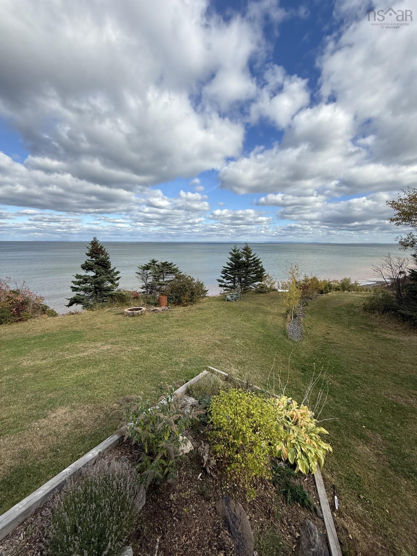 $749,000.00: 5478 HIGHWAY 337, CAPE GEORGE, ANT. CO. N.S., Cape George