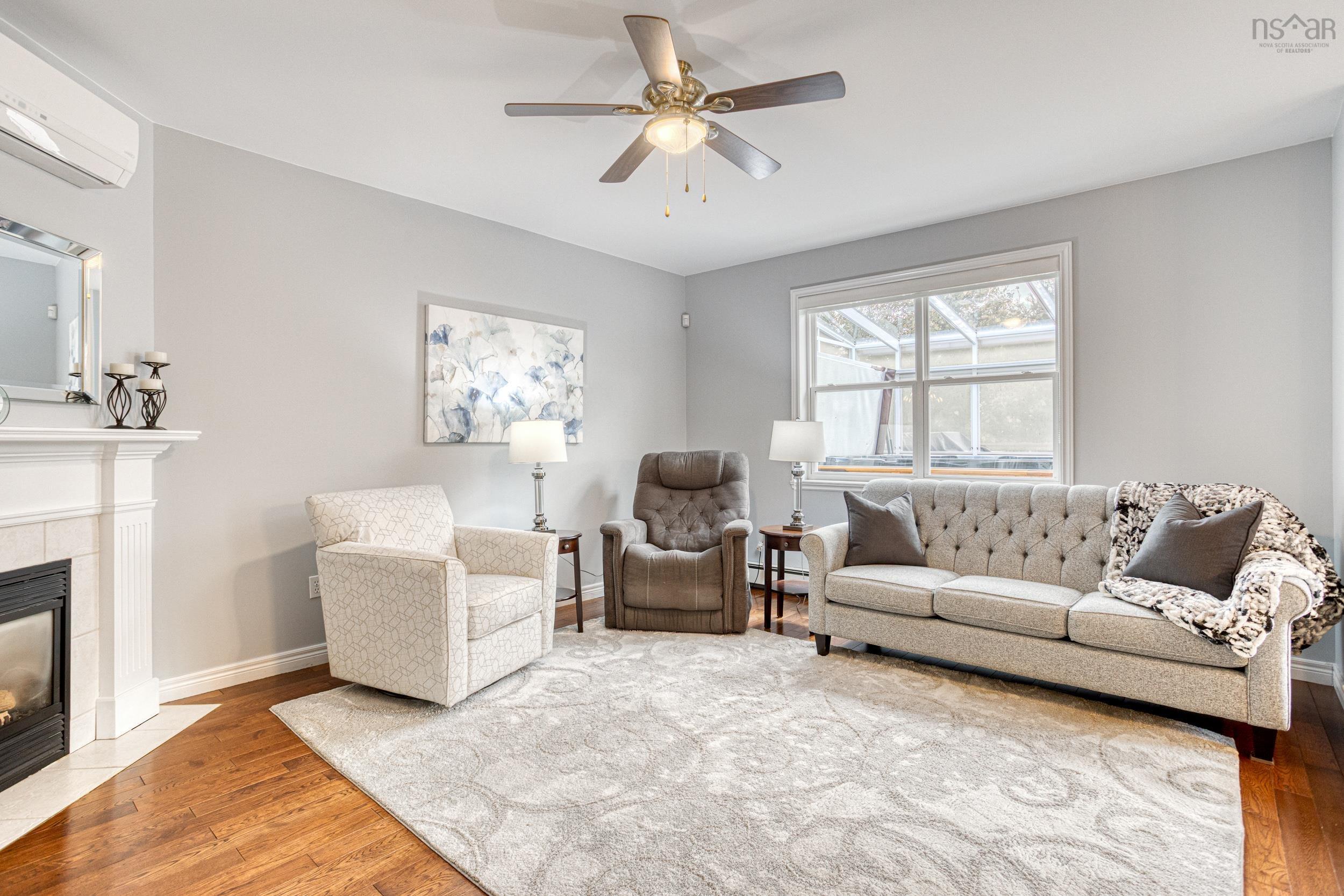 $850,000.00: 55 SUMMIT Crescent, Upper Tantallon