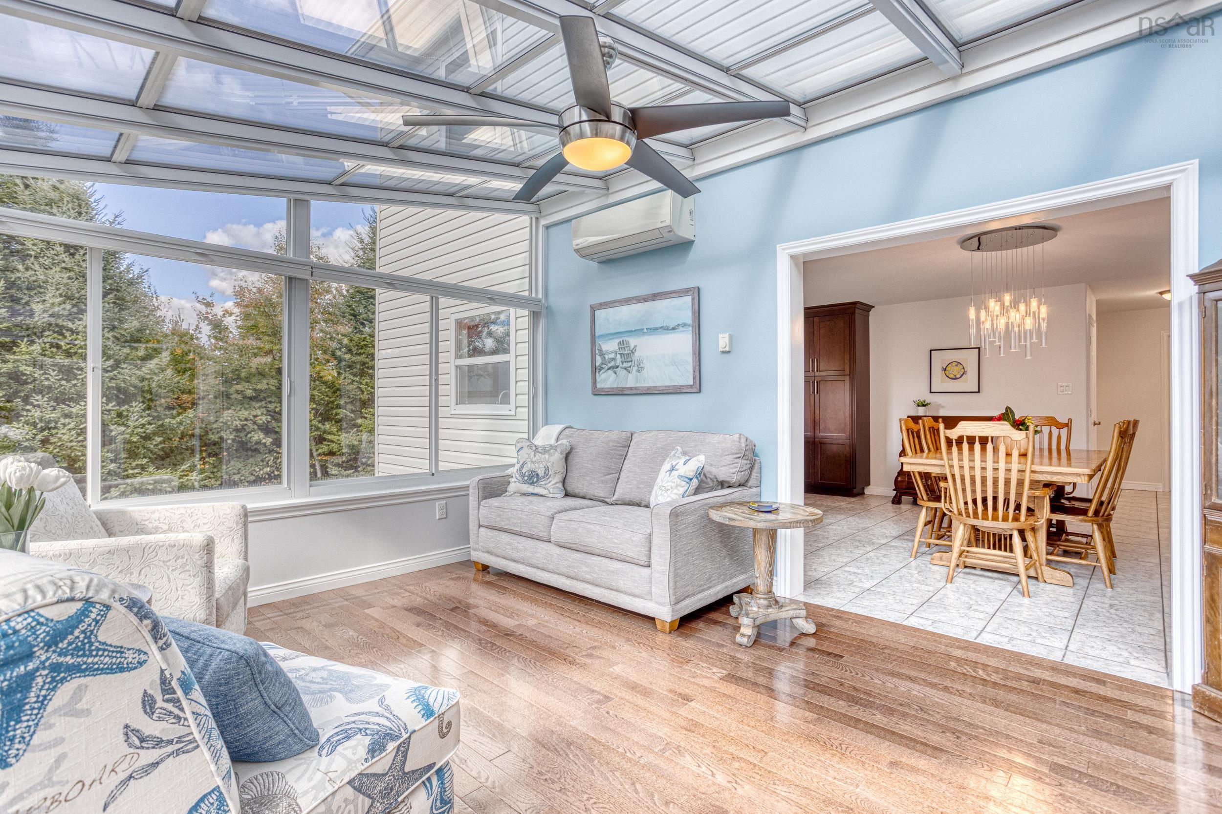 $850,000.00: 55 SUMMIT Crescent, Upper Tantallon