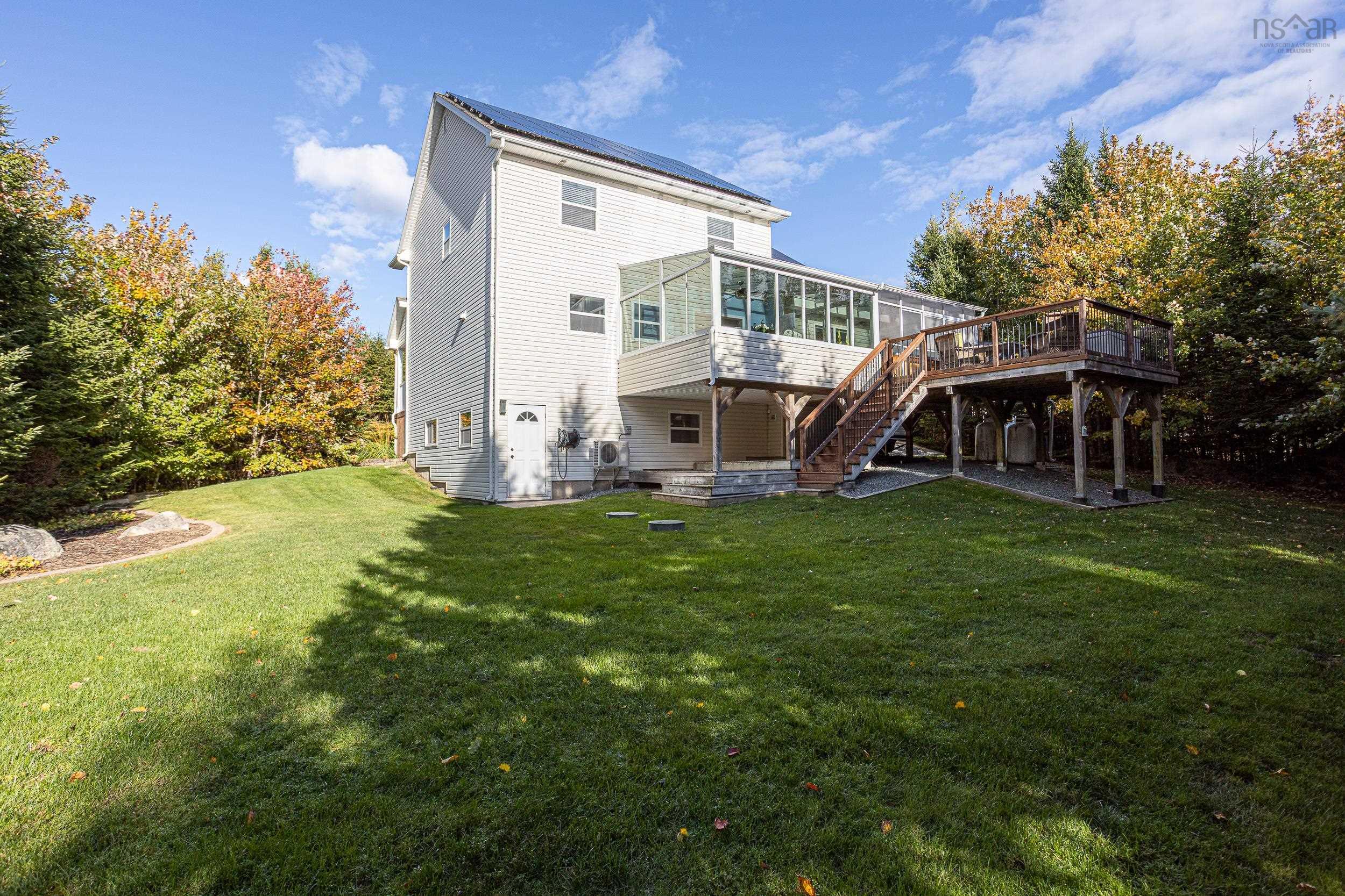 $850,000.00: 55 SUMMIT Crescent, Upper Tantallon