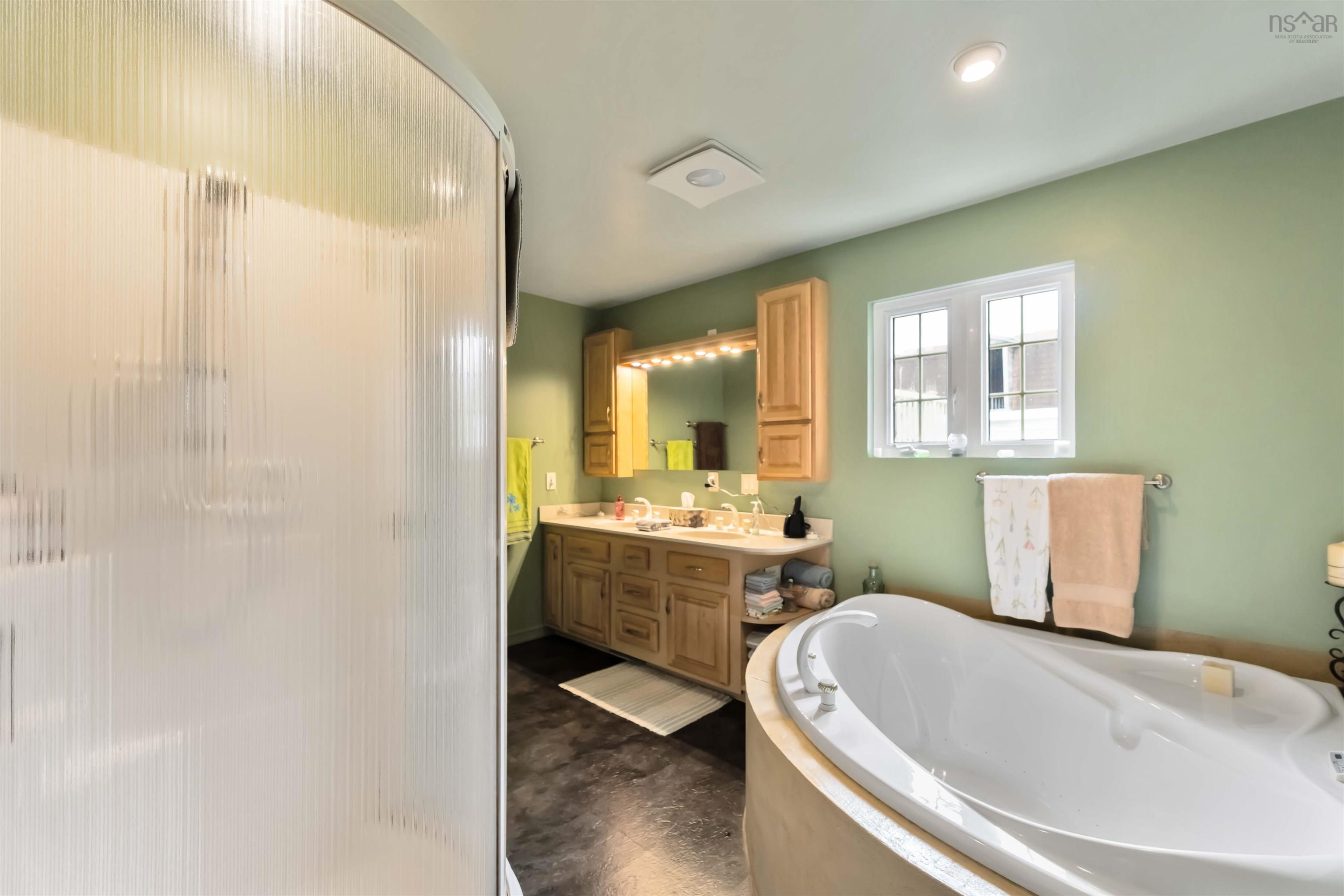 $479,000.00: 60 Weymouth Falls Road, Weymouth