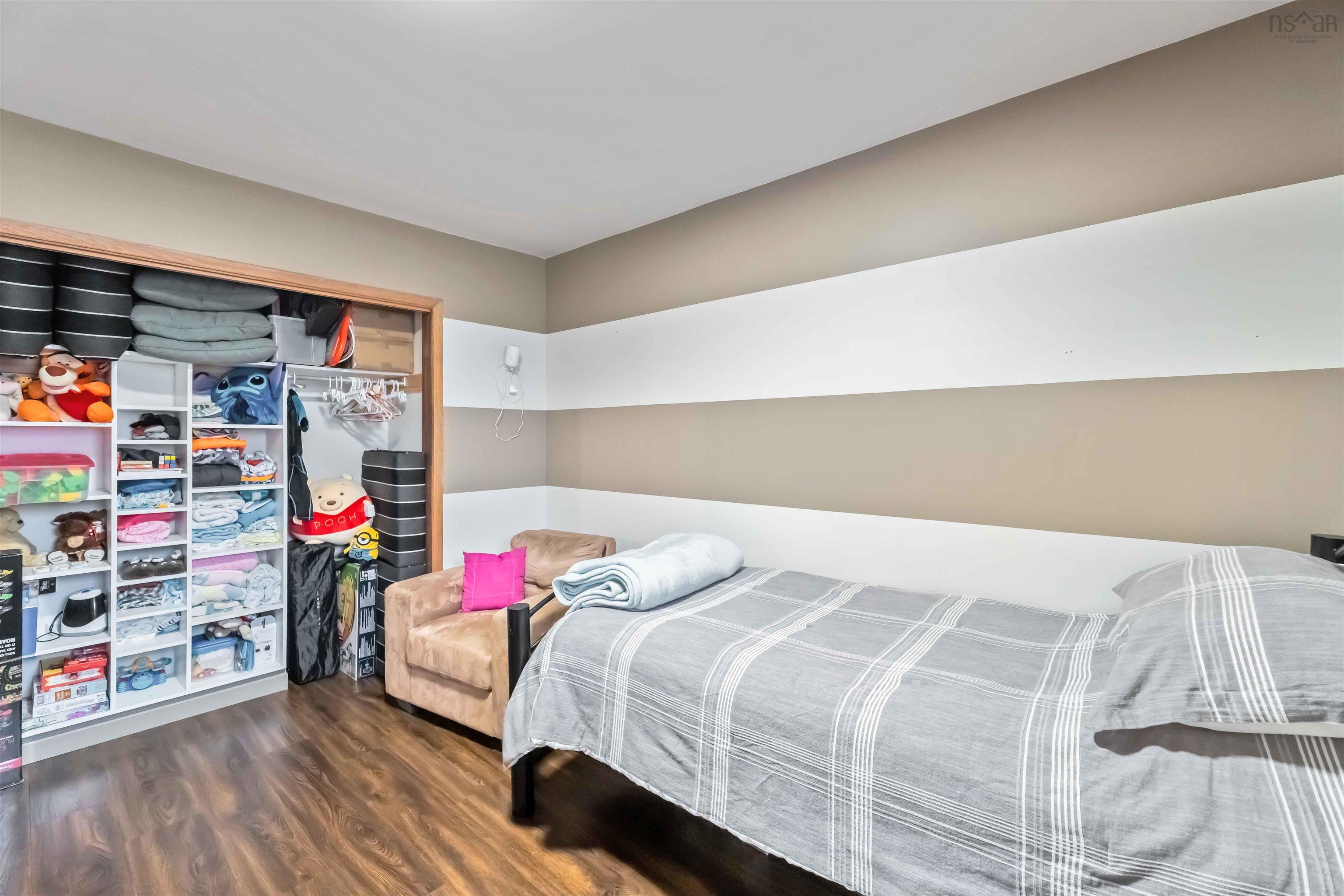 $479,000.00: 60 Weymouth Falls Road, Weymouth