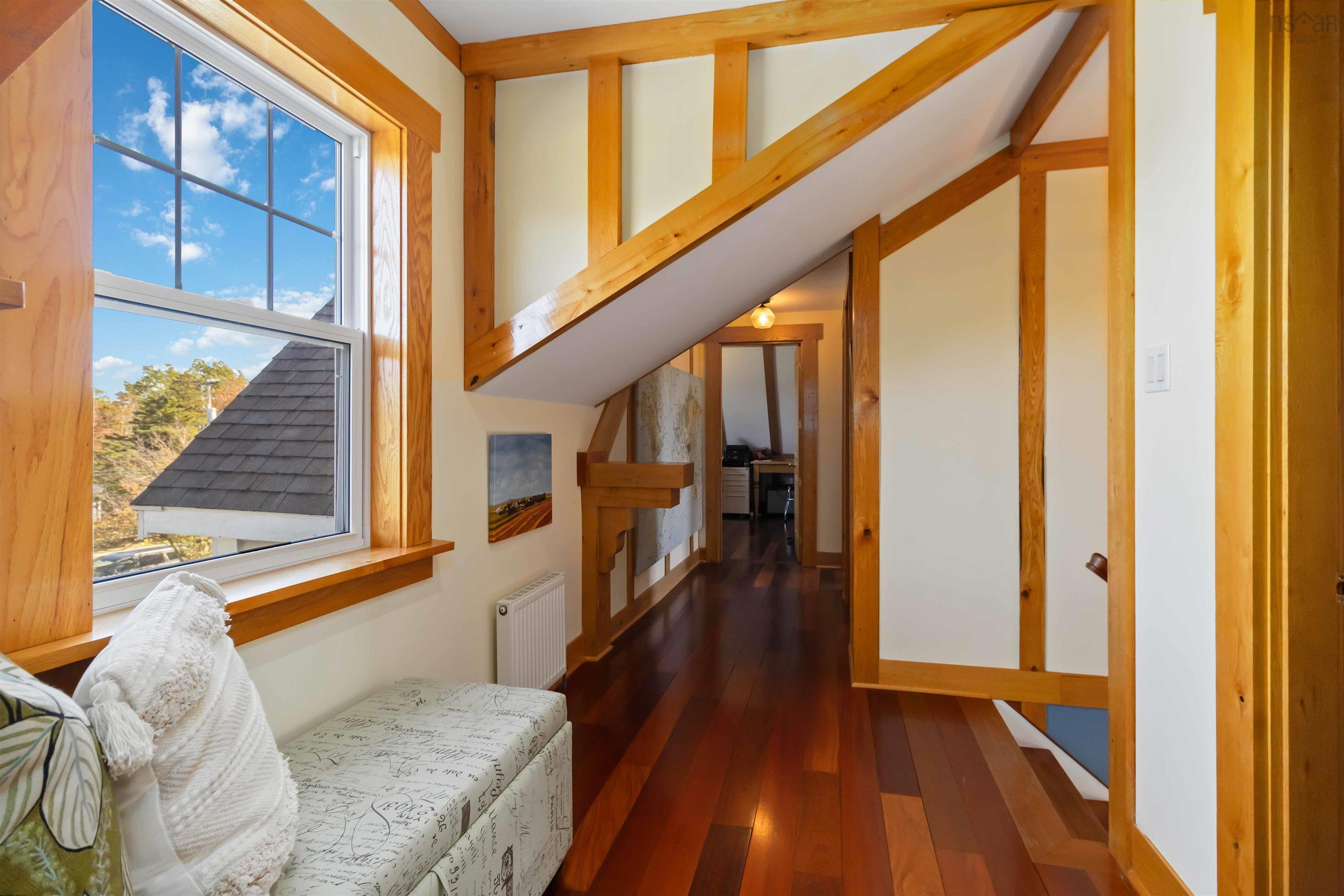$1,100,000.00: 8981 Highway 331, Voglers Cove