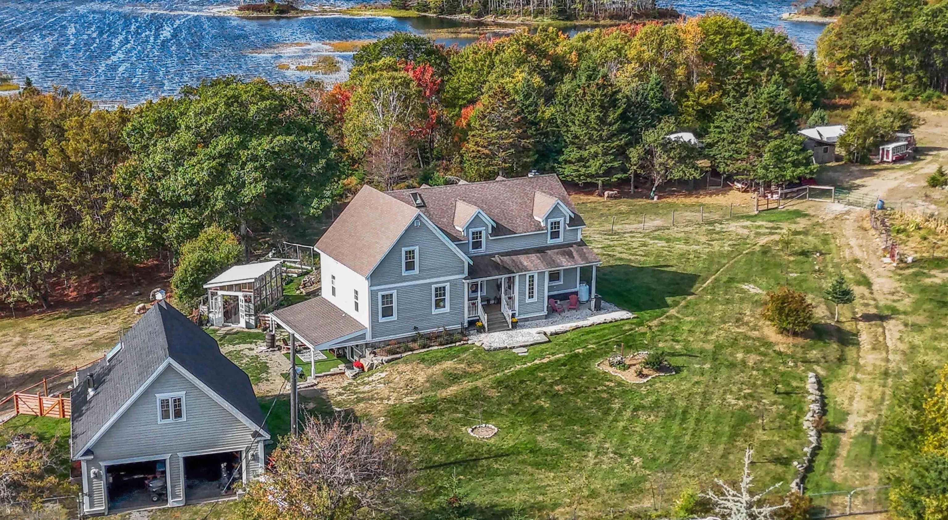 $1,100,000.00: 8981 Highway 331, Voglers Cove