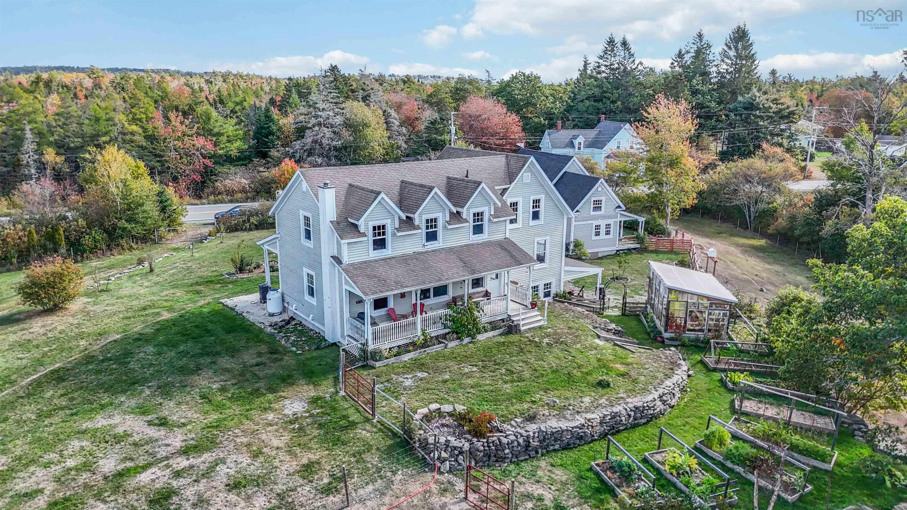 $1,100,000.00: 8981 Highway 331, Voglers Cove