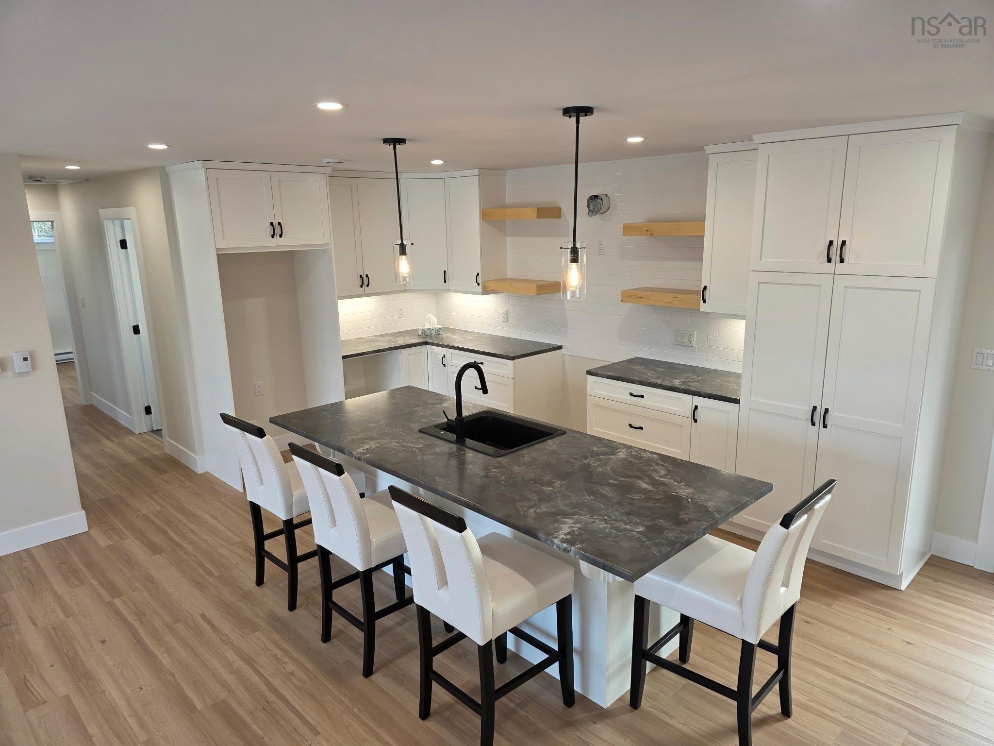 $449,000.00: 51 Five Point Road, Lower Debert