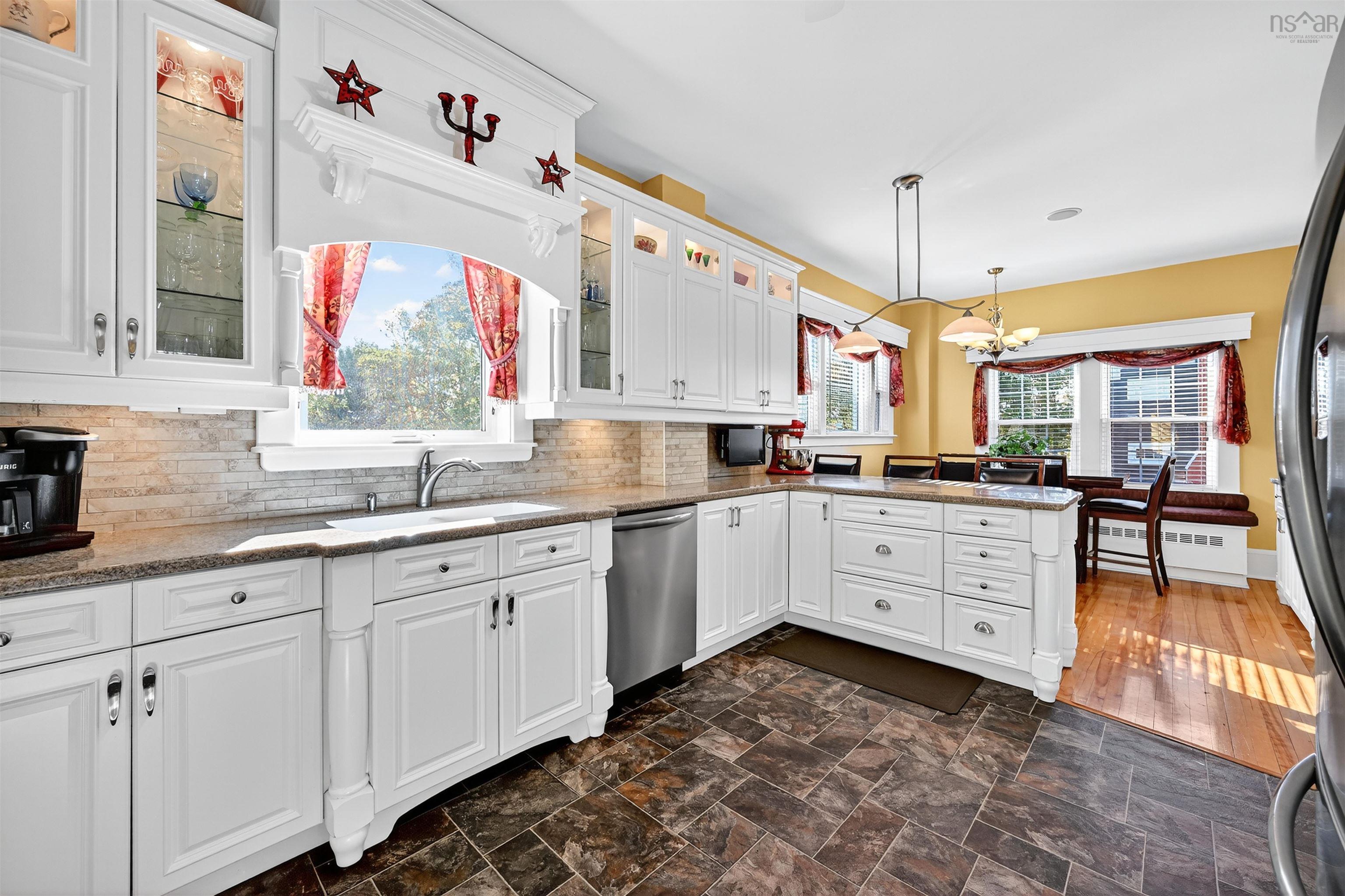 $369,900.00: 164 ROYAL Avenue, Sydney