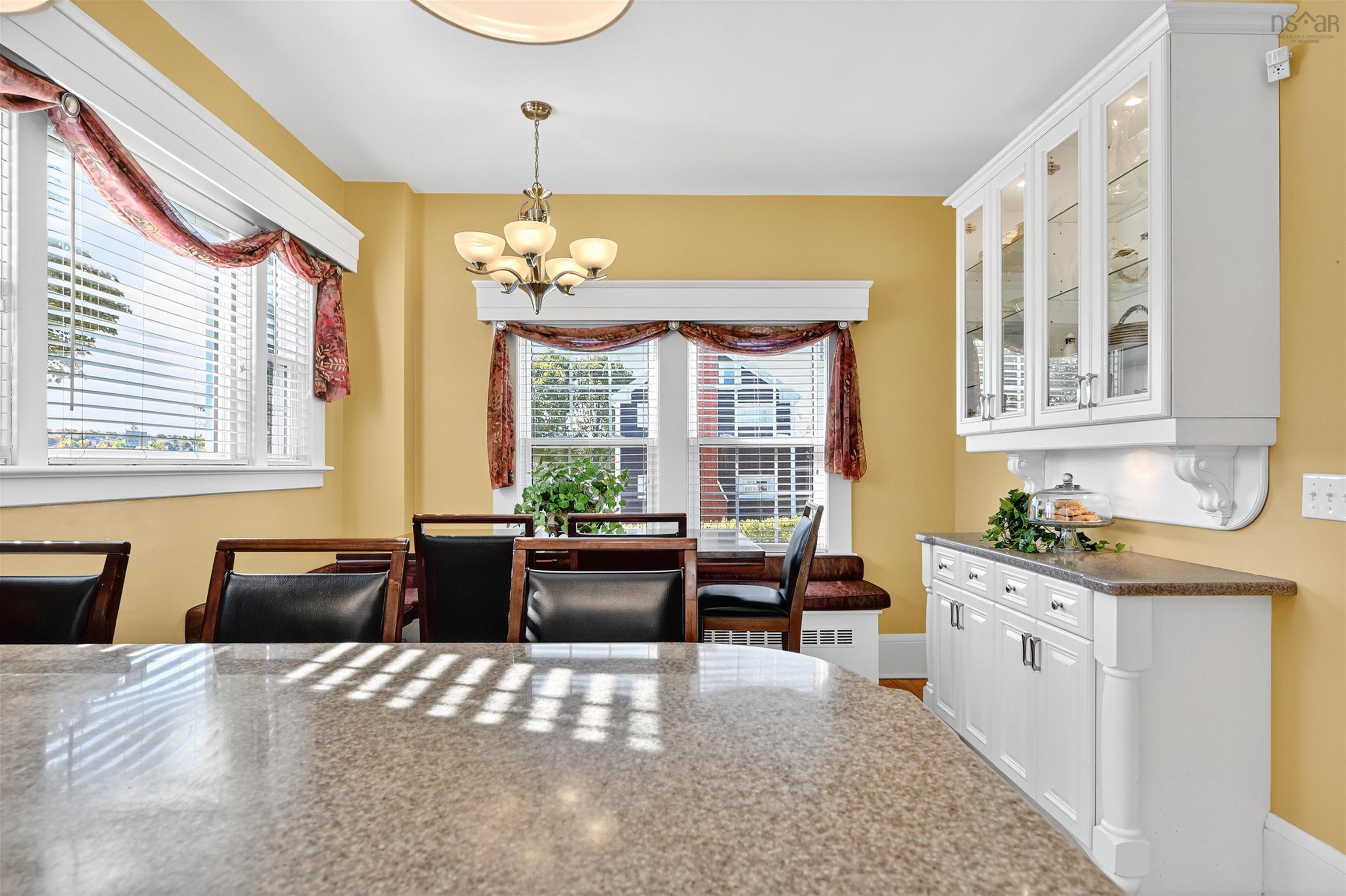 $369,900.00: 164 ROYAL Avenue, Sydney