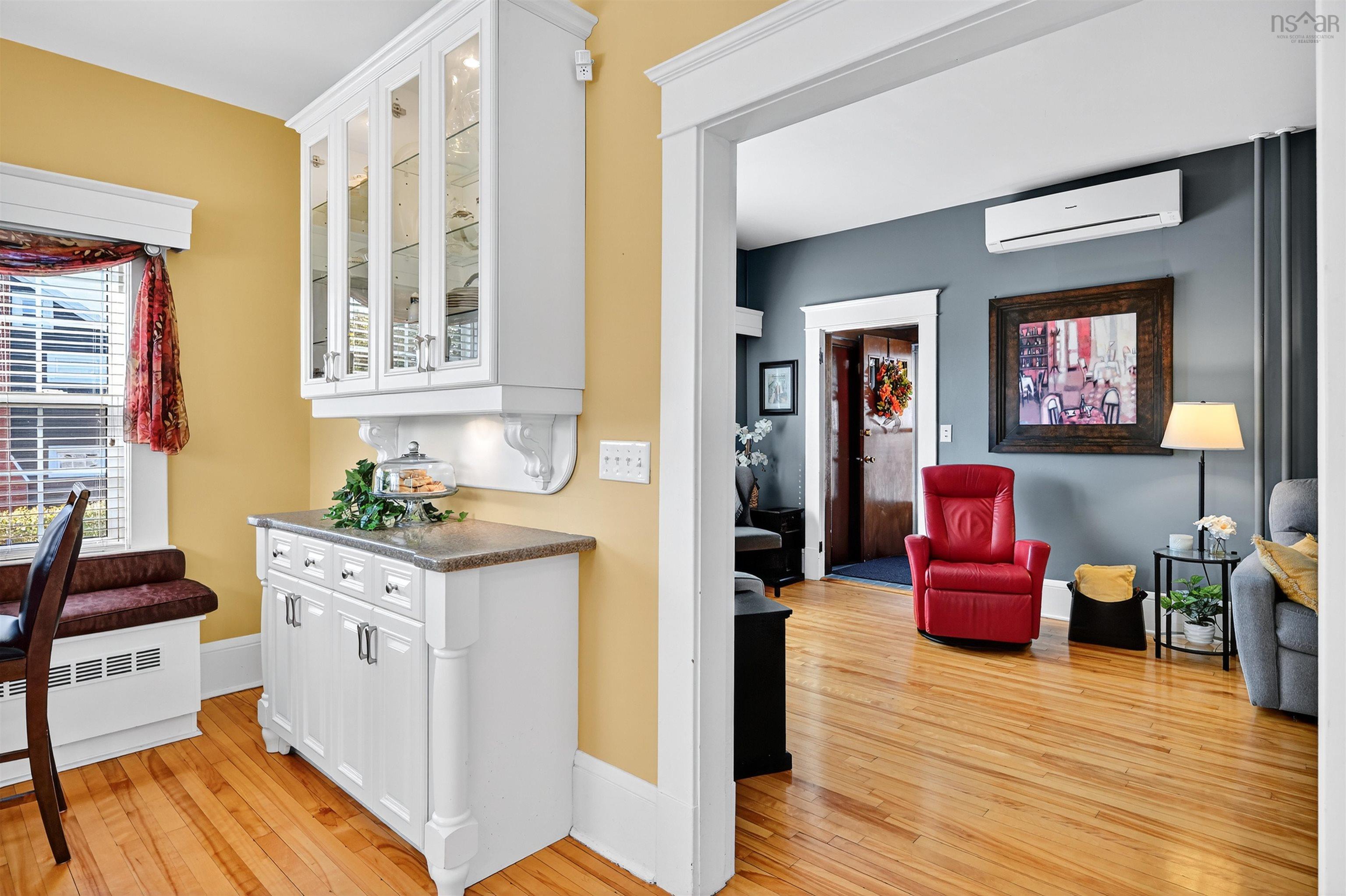 $369,900.00: 164 ROYAL Avenue, Sydney