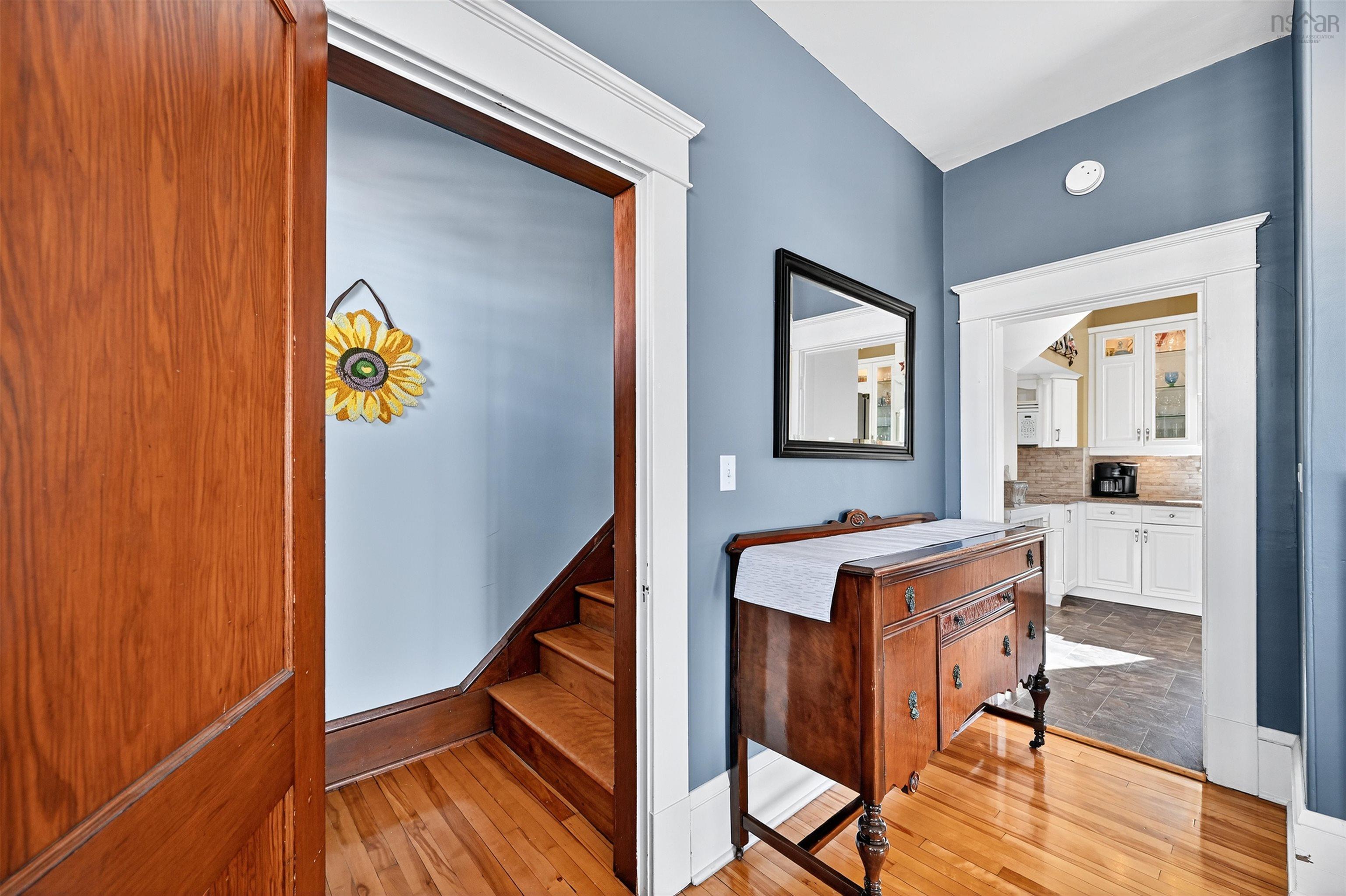 $369,900.00: 164 ROYAL Avenue, Sydney