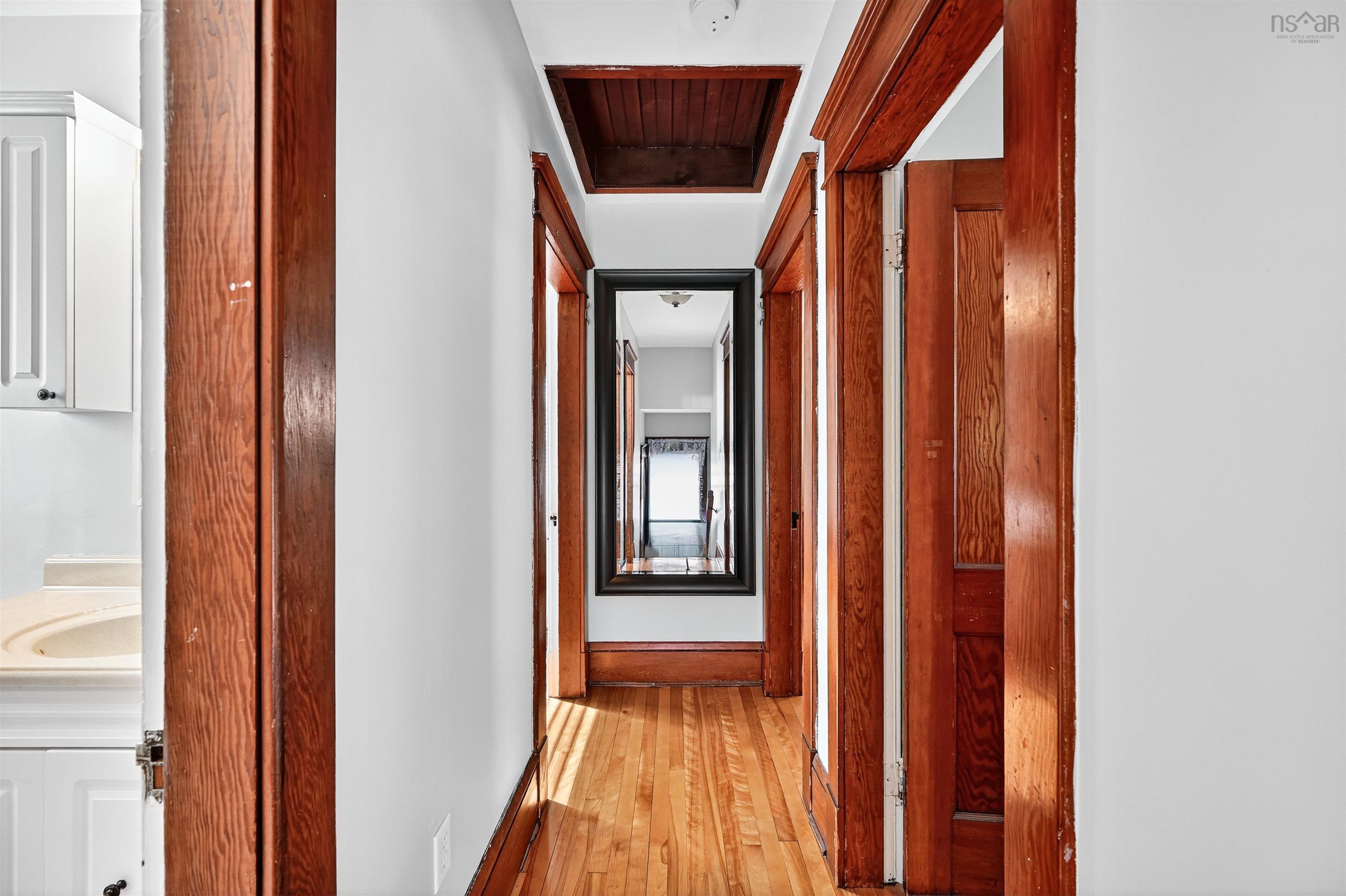 $369,900.00: 164 ROYAL Avenue, Sydney