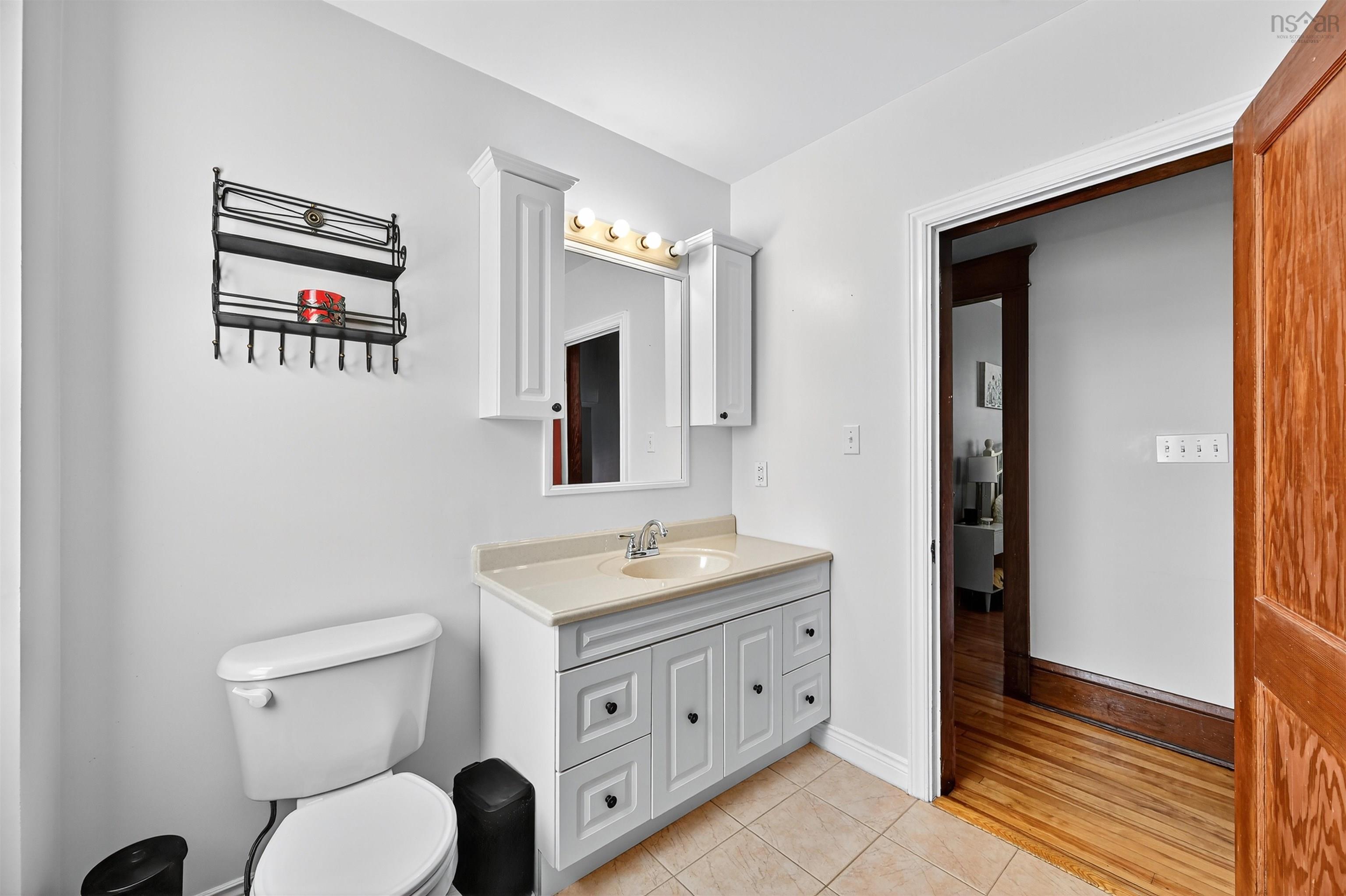 $369,900.00: 164 ROYAL Avenue, Sydney