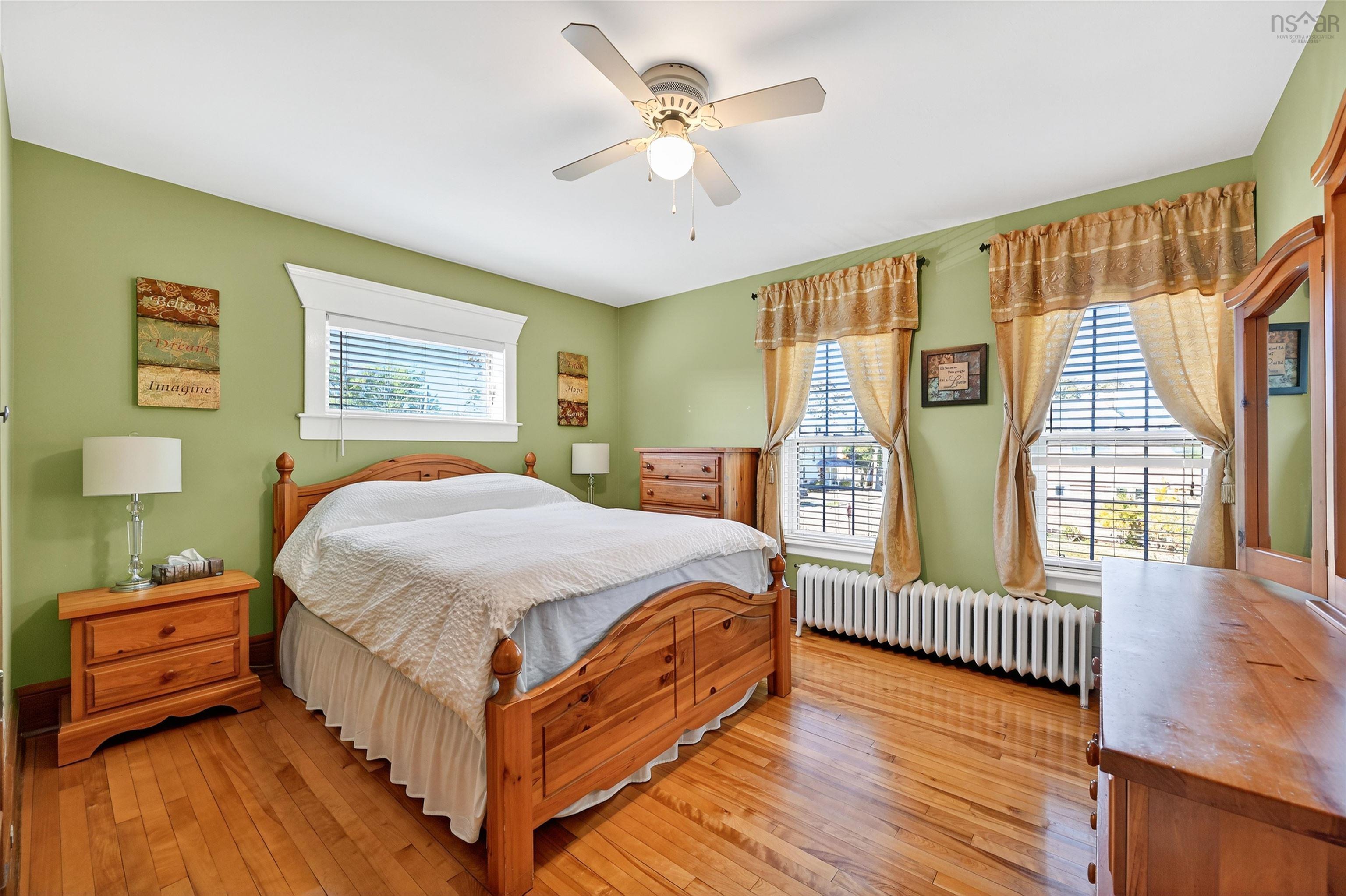 $369,900.00: 164 ROYAL Avenue, Sydney