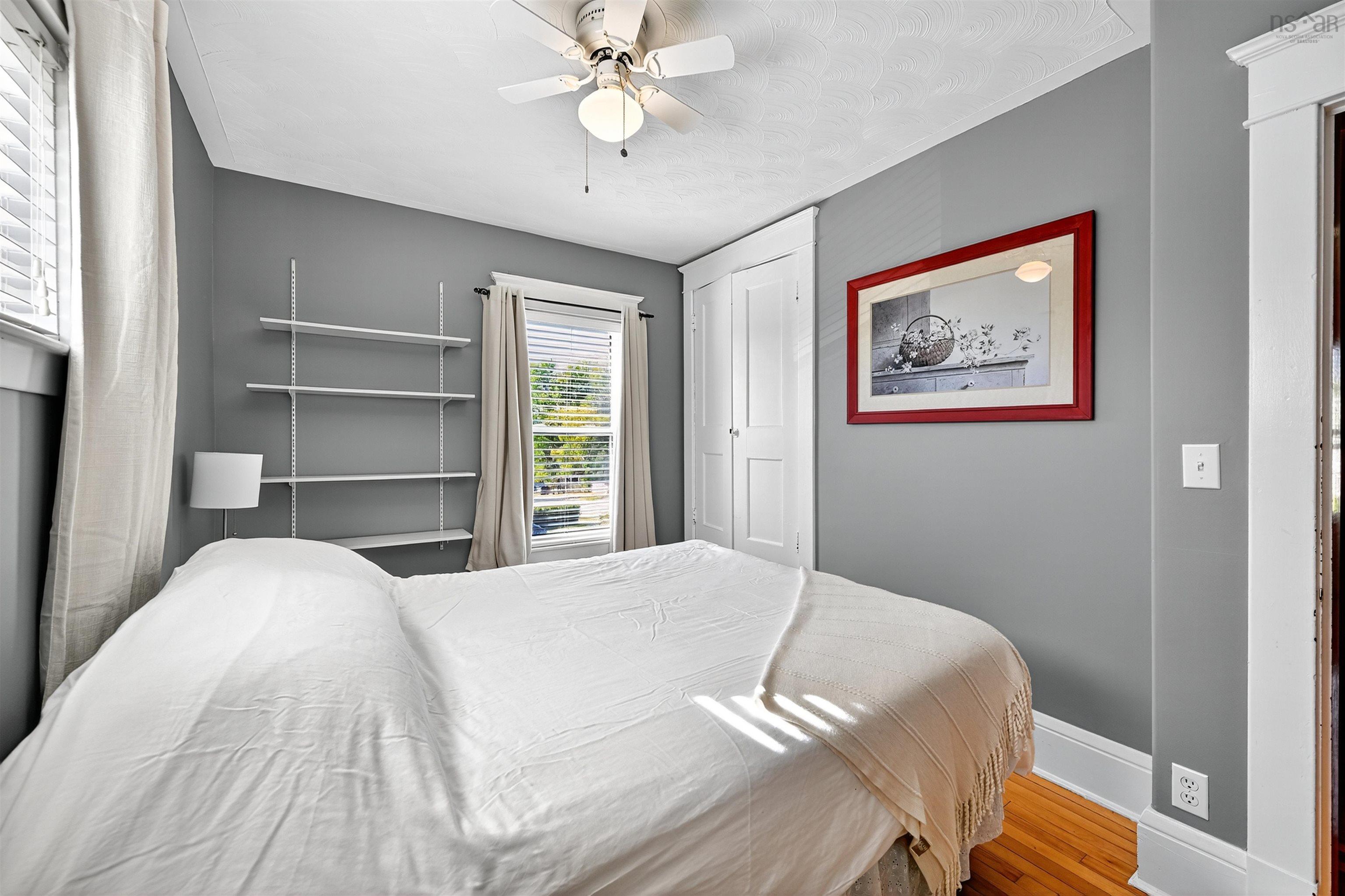 $369,900.00: 164 ROYAL Avenue, Sydney