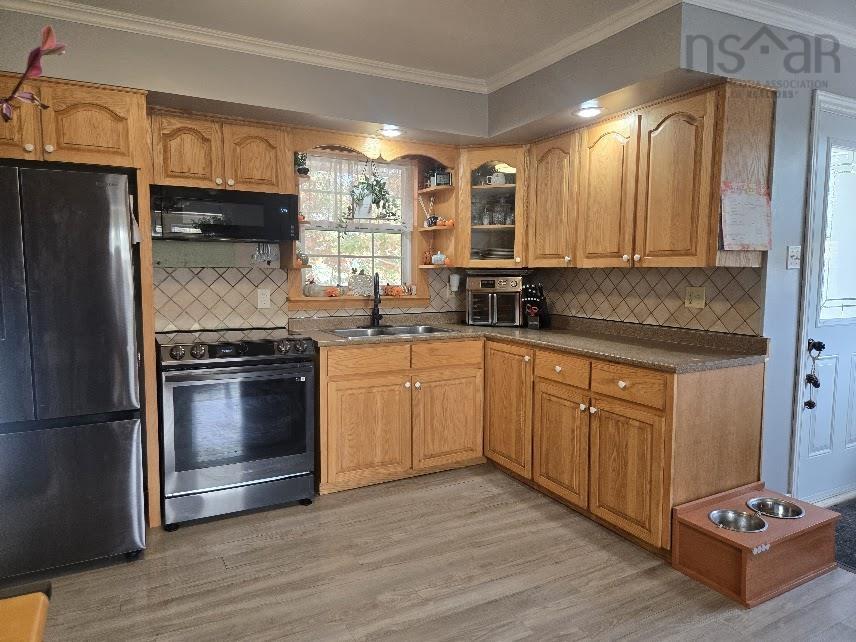 $380,000.00: 680 Louisville Road, Louisville