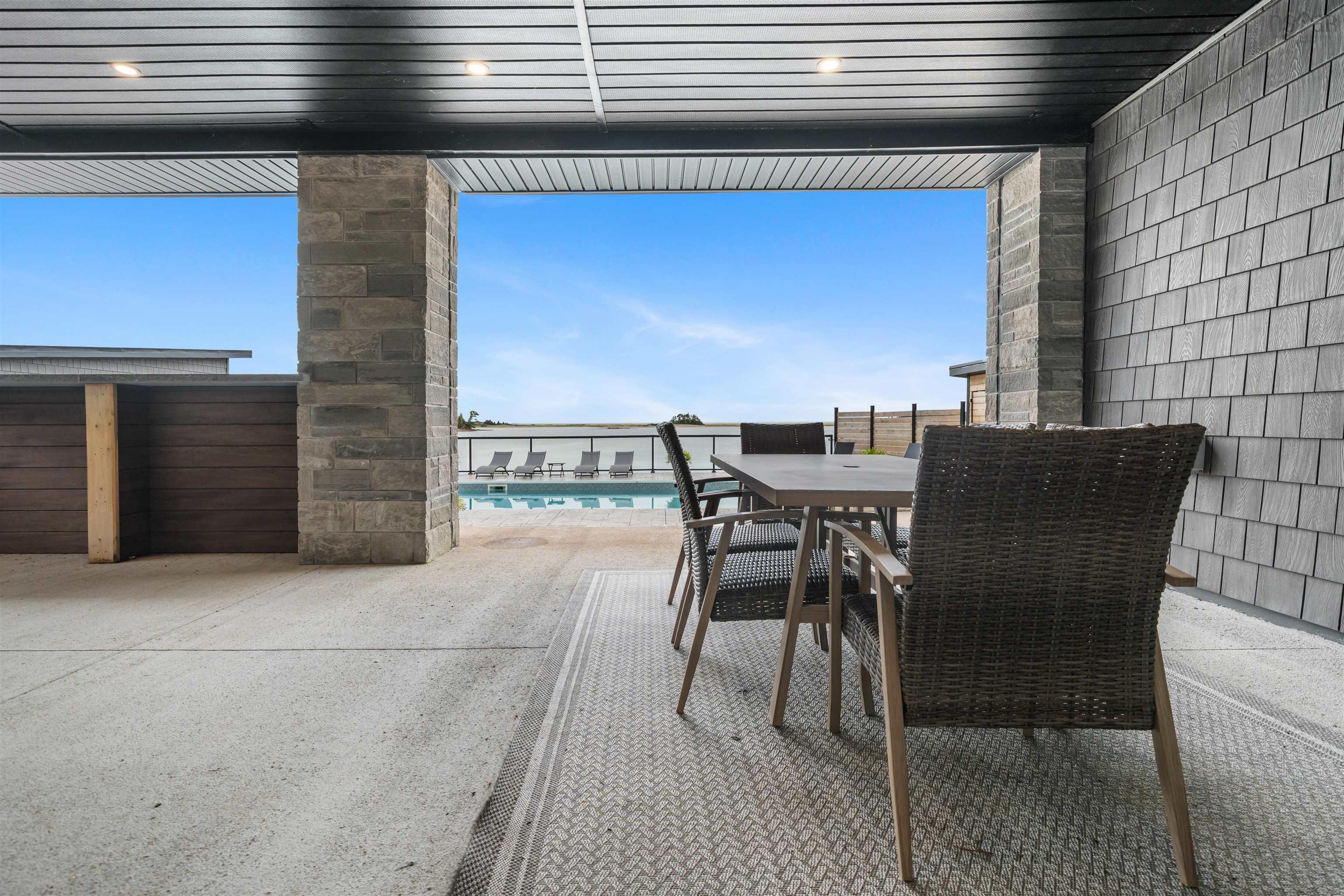 $1,745,000.00: 41 Rose Heath Lane, Little Harbour