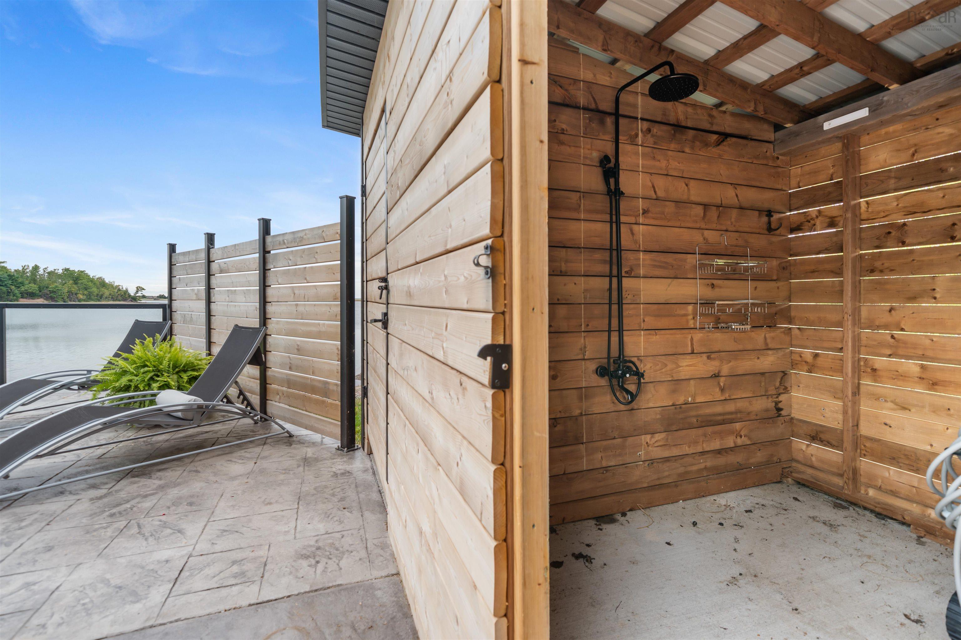 $1,745,000.00: 41 Rose Heath Lane, Little Harbour