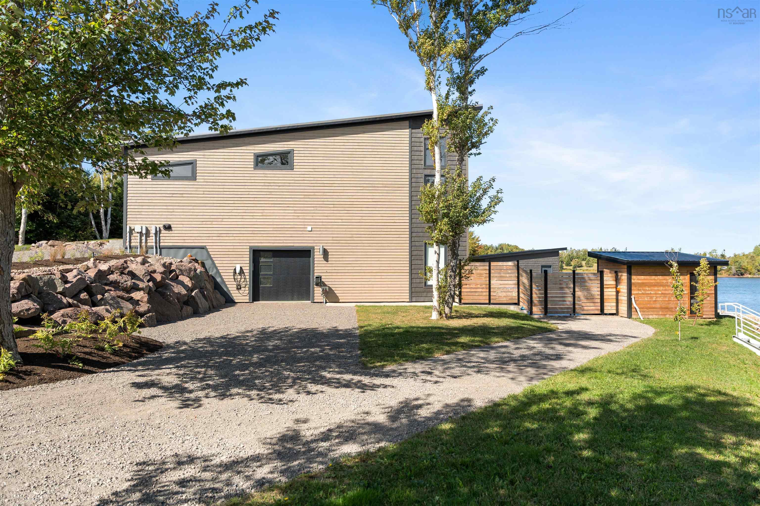 $1,745,000.00: 41 Rose Heath Lane, Little Harbour