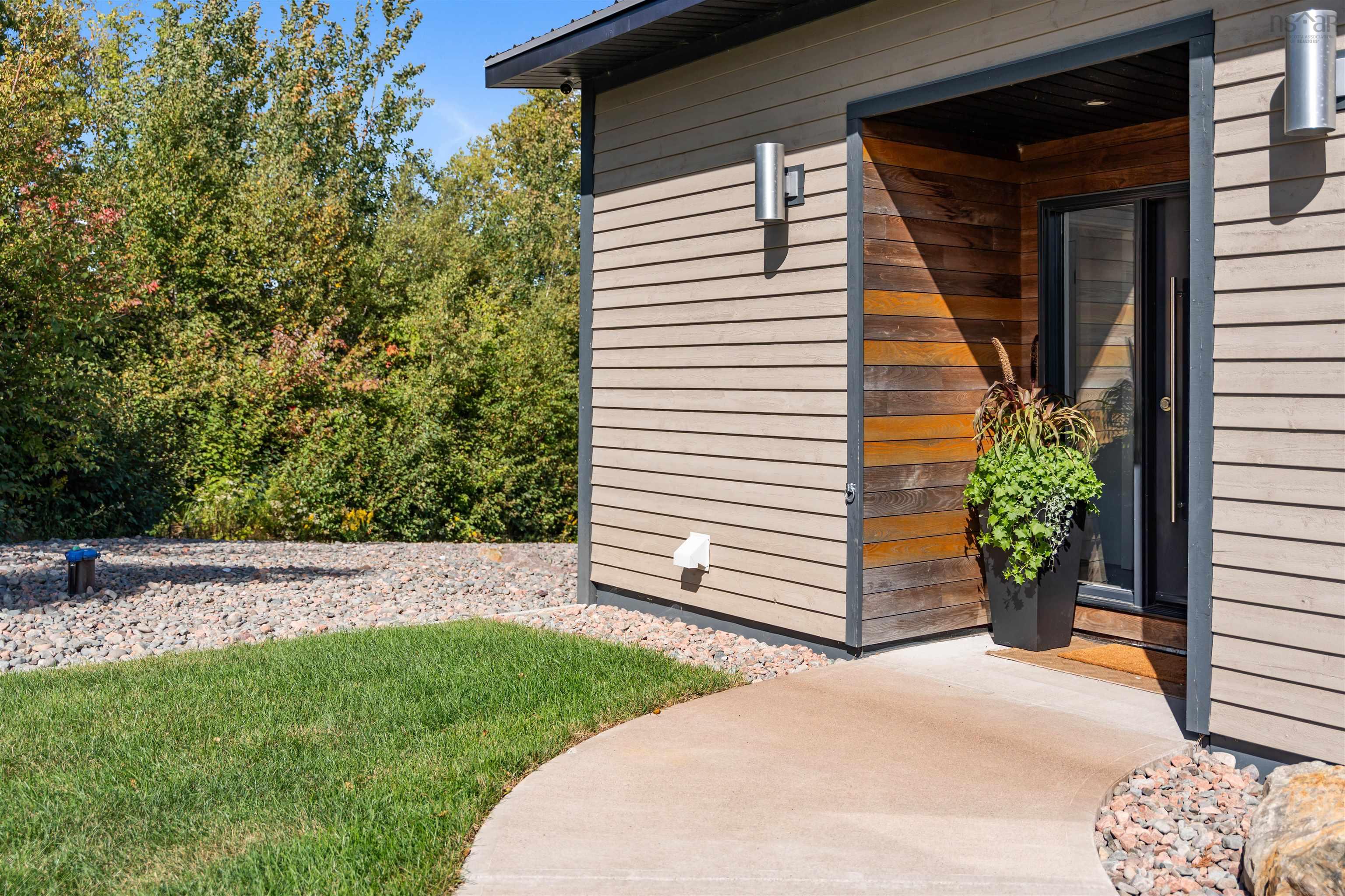 $1,745,000.00: 41 Rose Heath Lane, Little Harbour