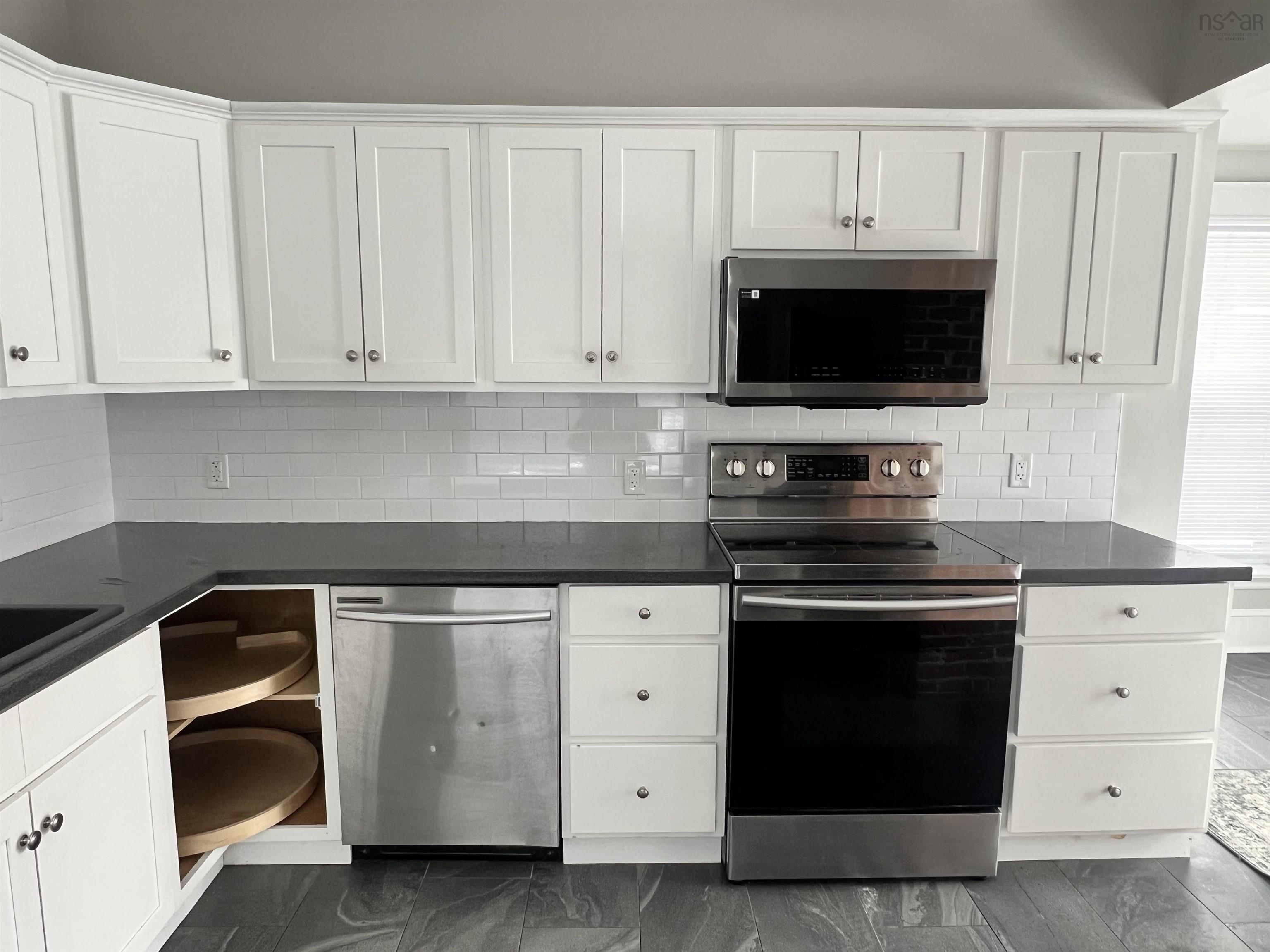 $279,000.00: 18 Claremont Avenue, Stellarton