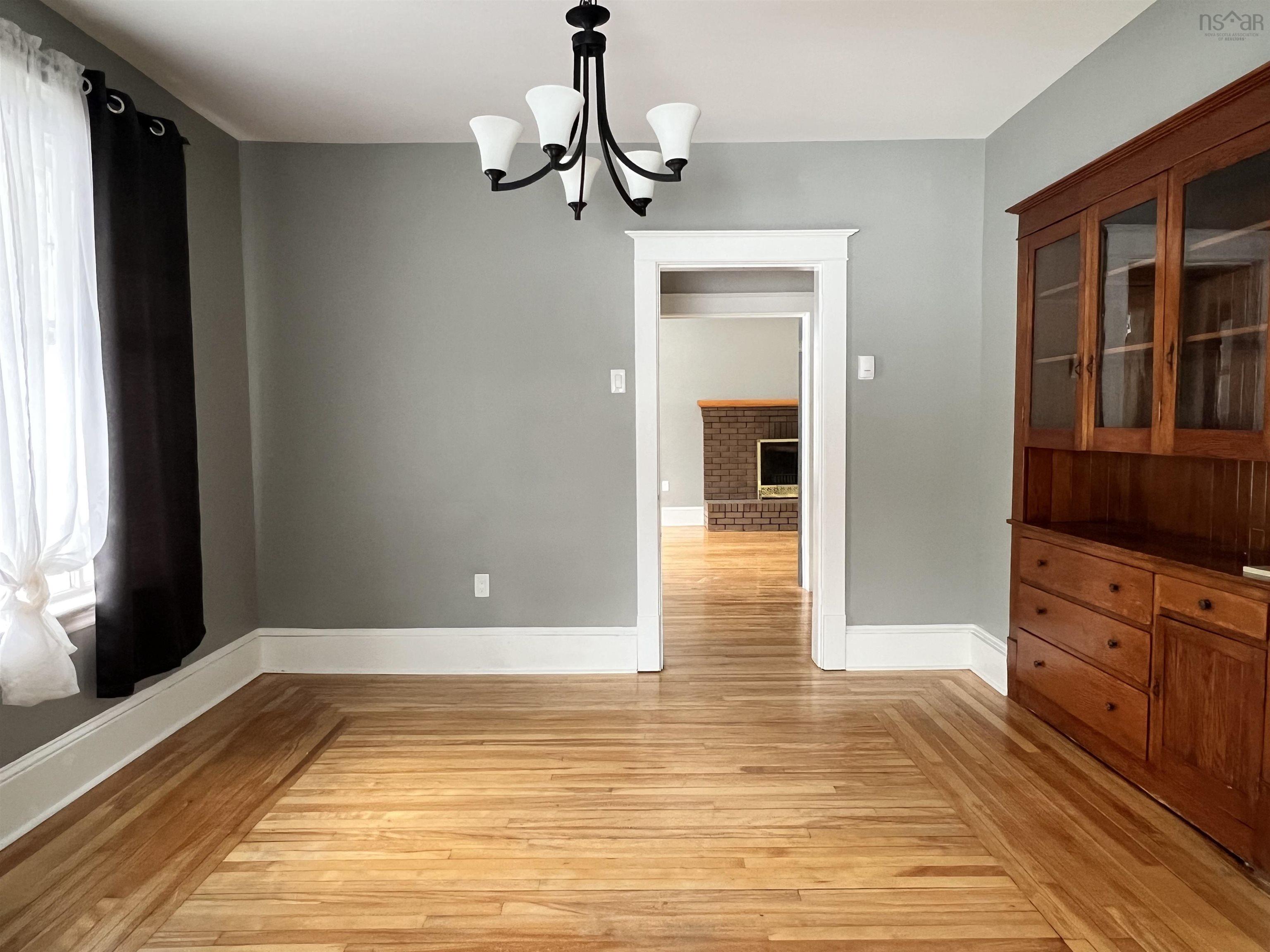 $279,000.00: 18 Claremont Avenue, Stellarton