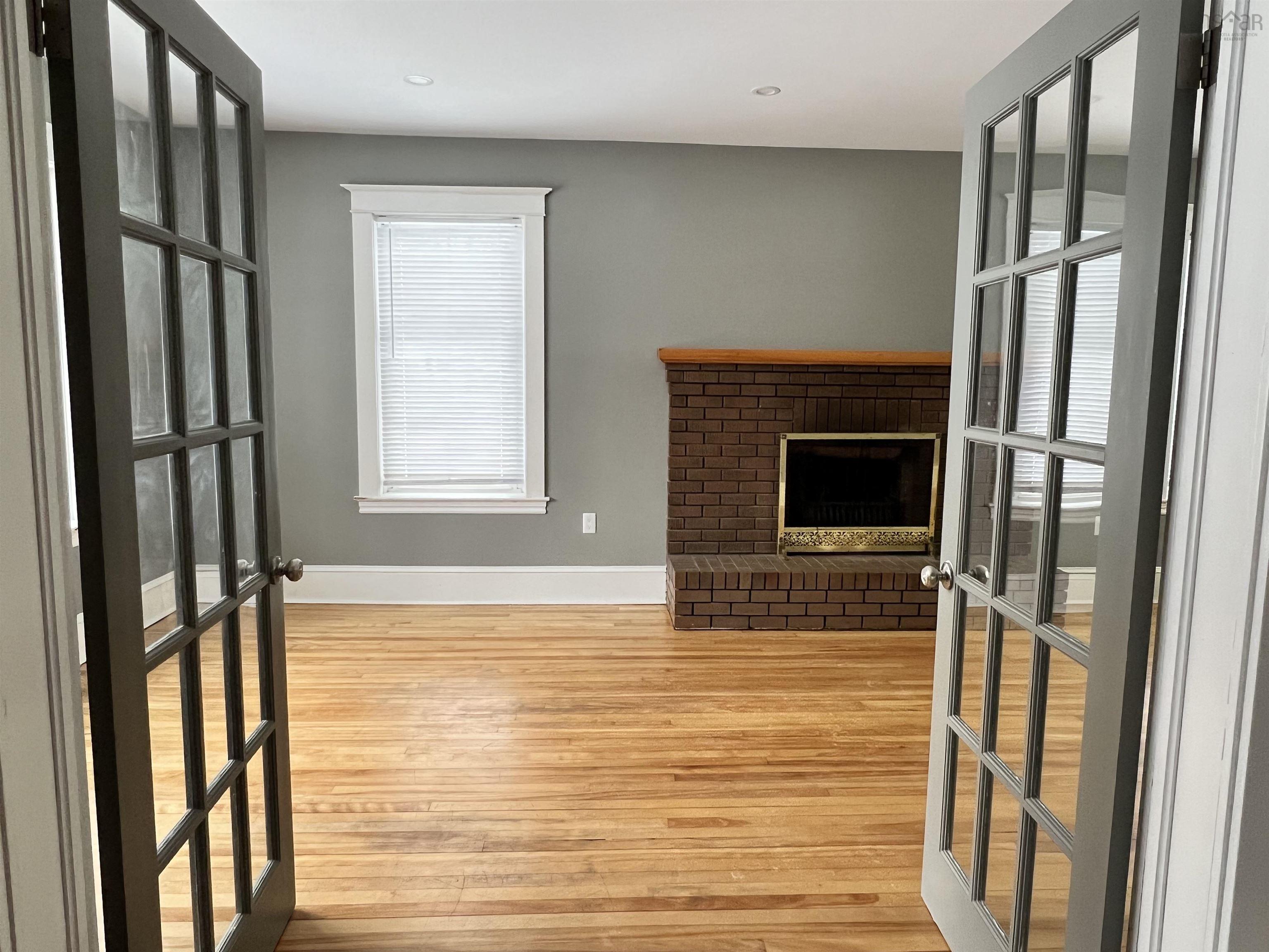 $279,000.00: 18 Claremont Avenue, Stellarton