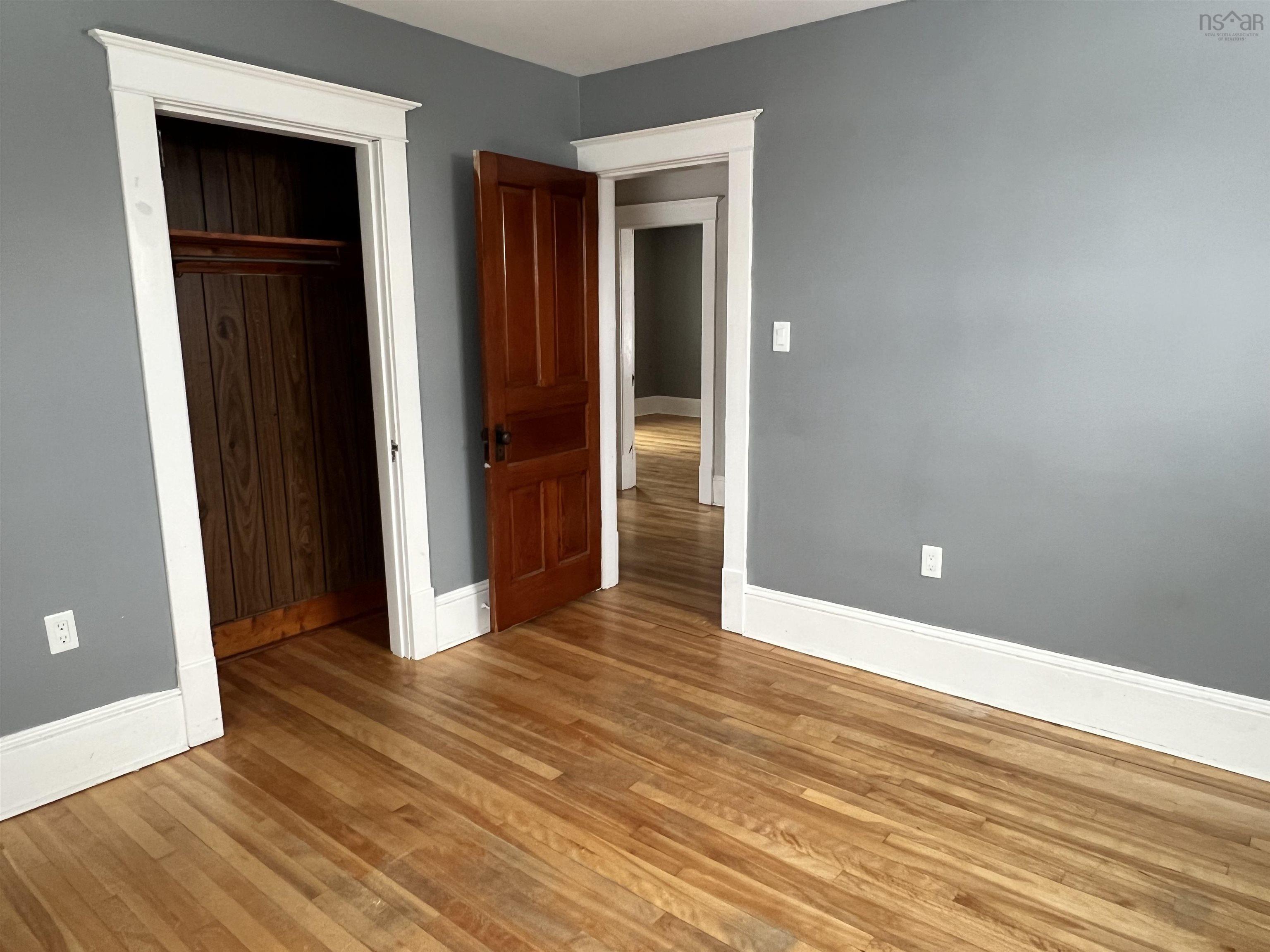 $279,000.00: 18 Claremont Avenue, Stellarton