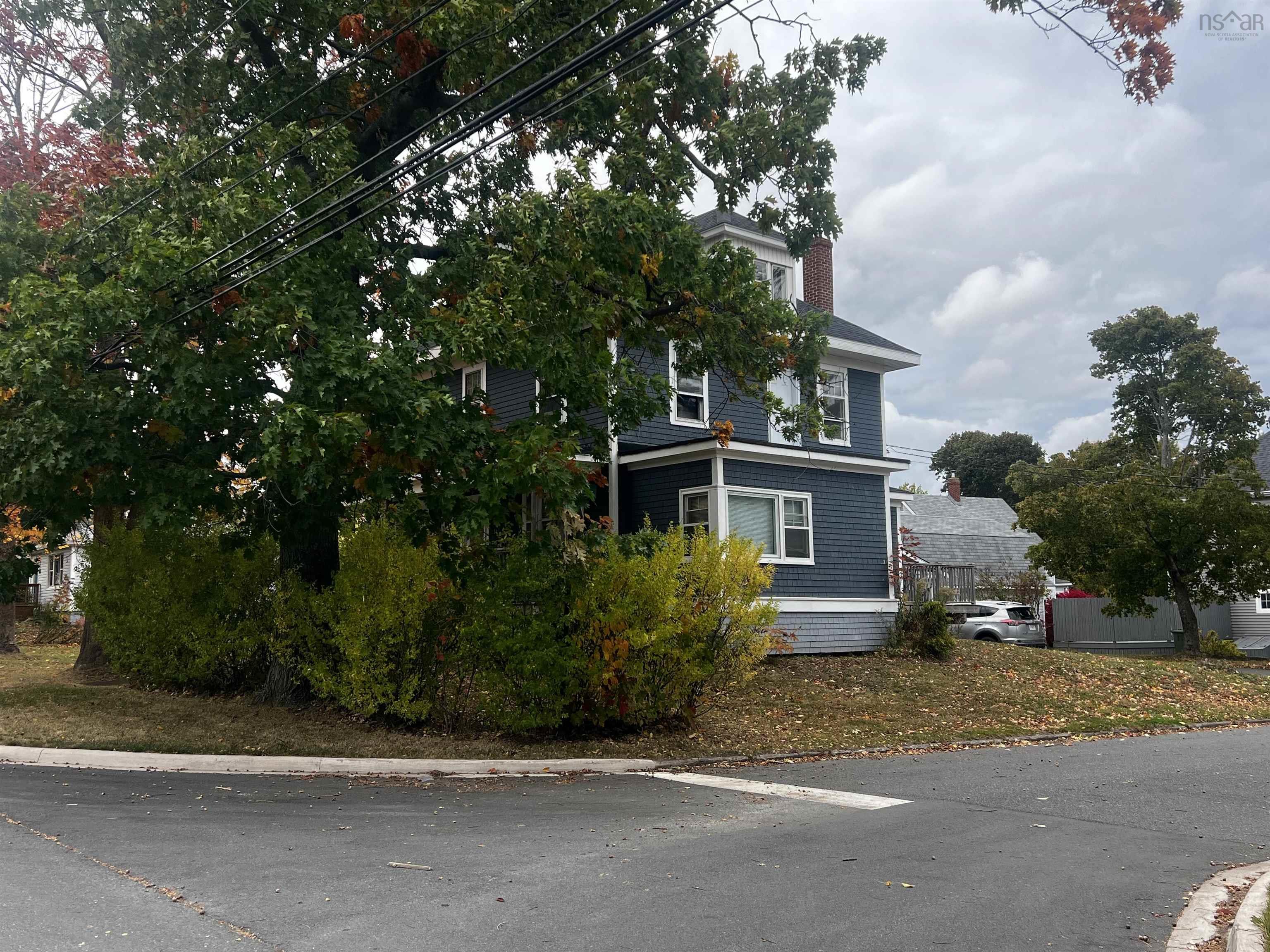 $279,000.00: 18 Claremont Avenue, Stellarton