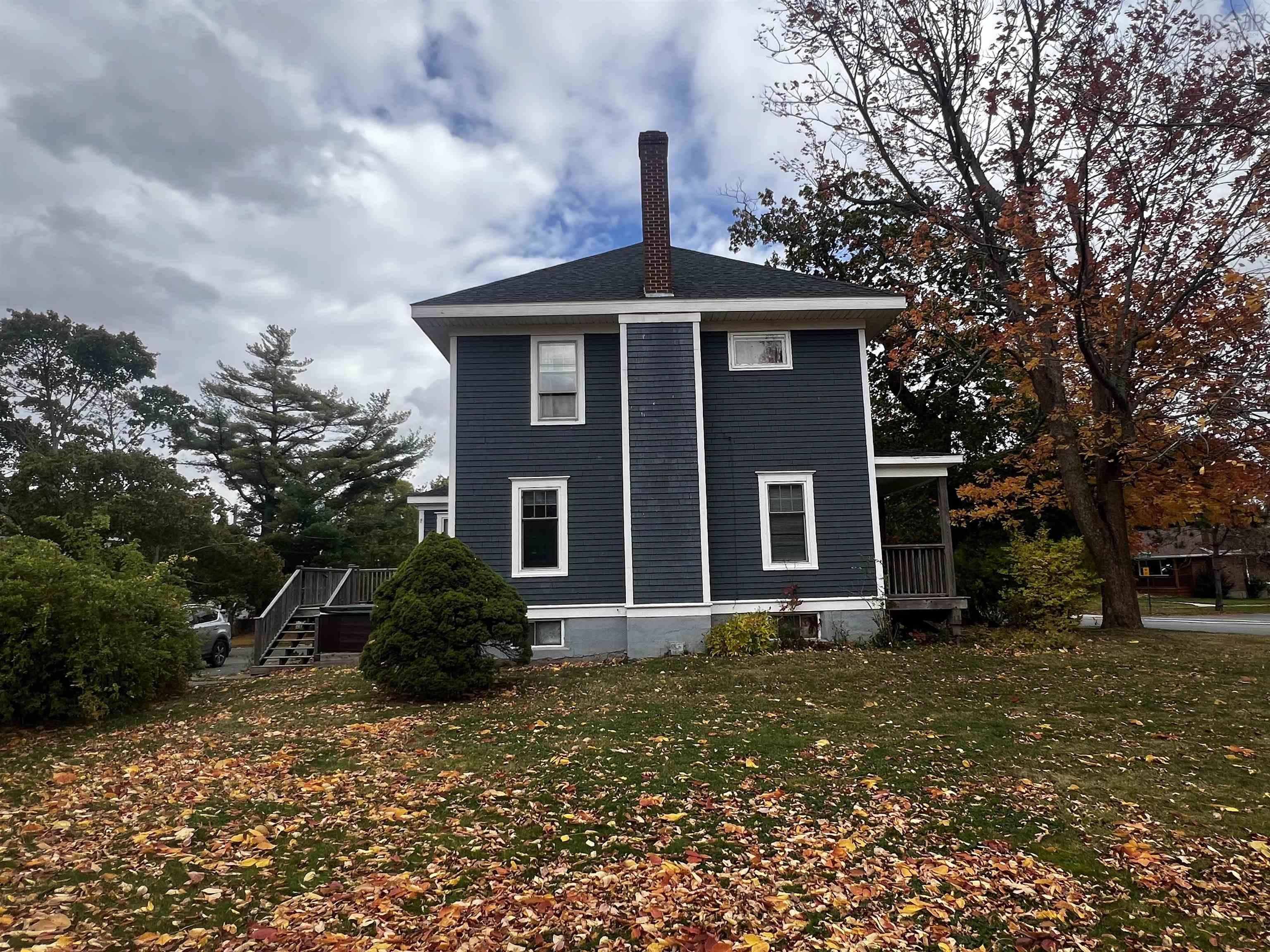 $279,000.00: 18 Claremont Avenue, Stellarton