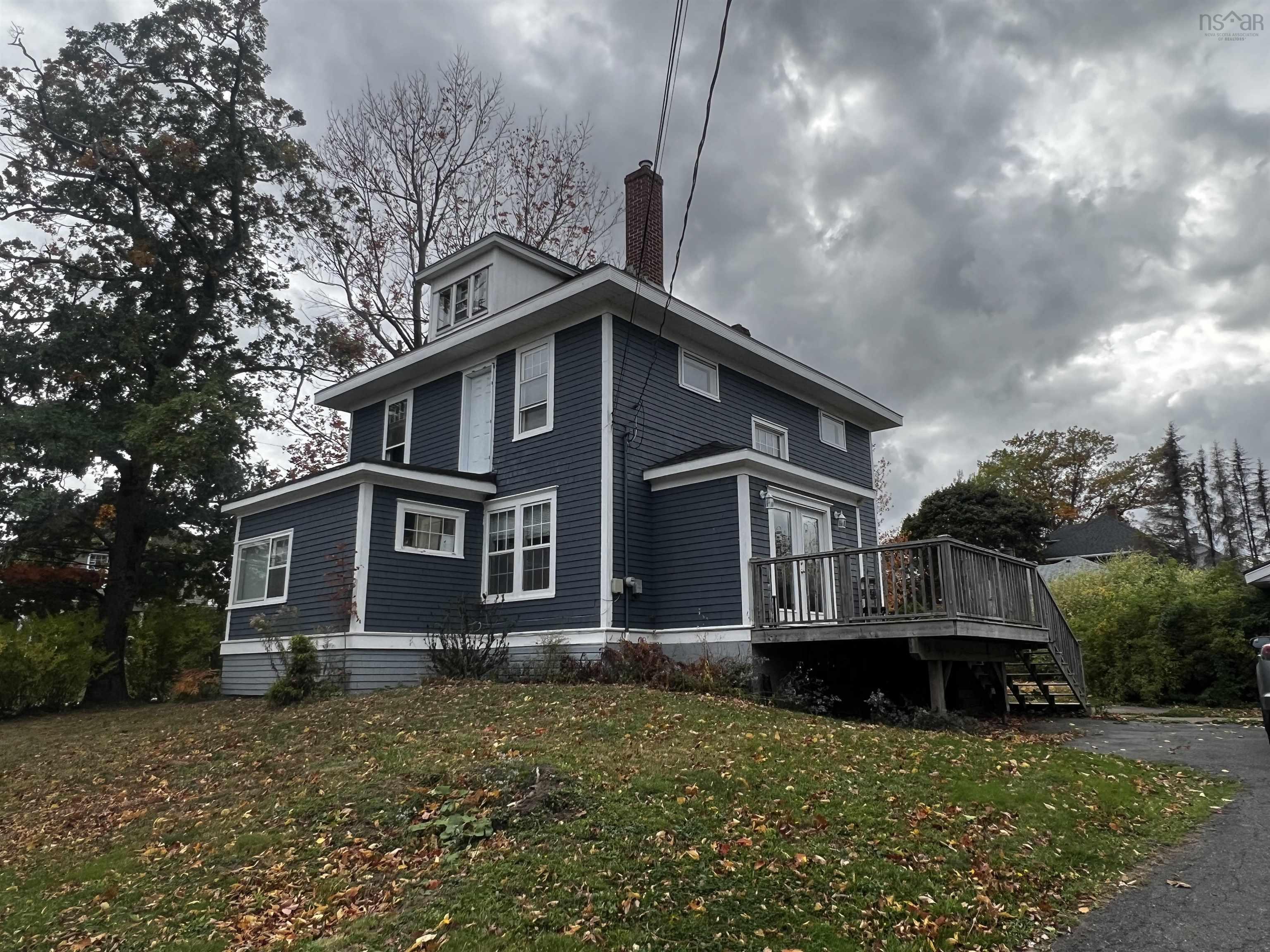 $279,000.00: 18 Claremont Avenue, Stellarton