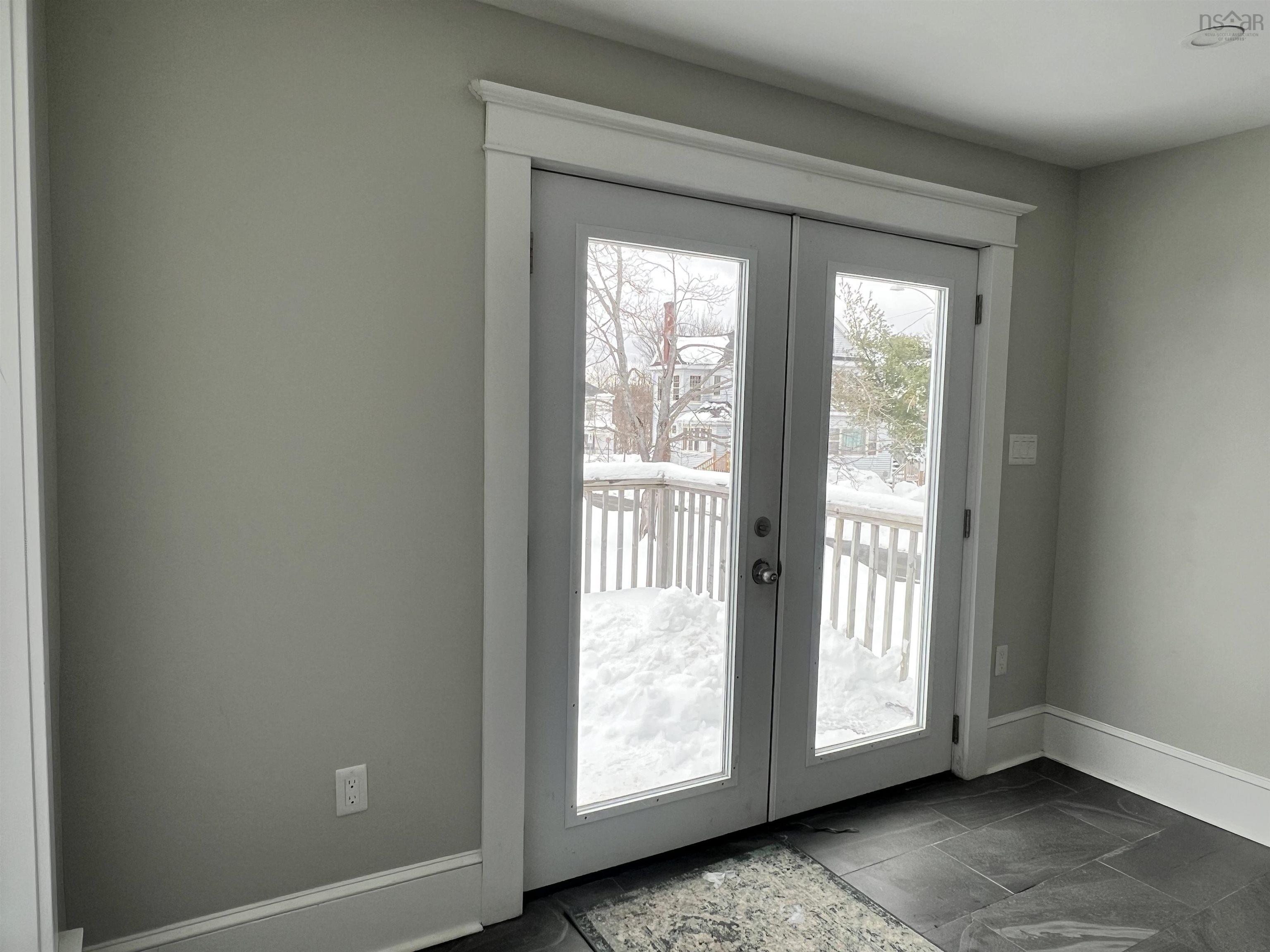 $279,000.00: 18 Claremont Avenue, Stellarton