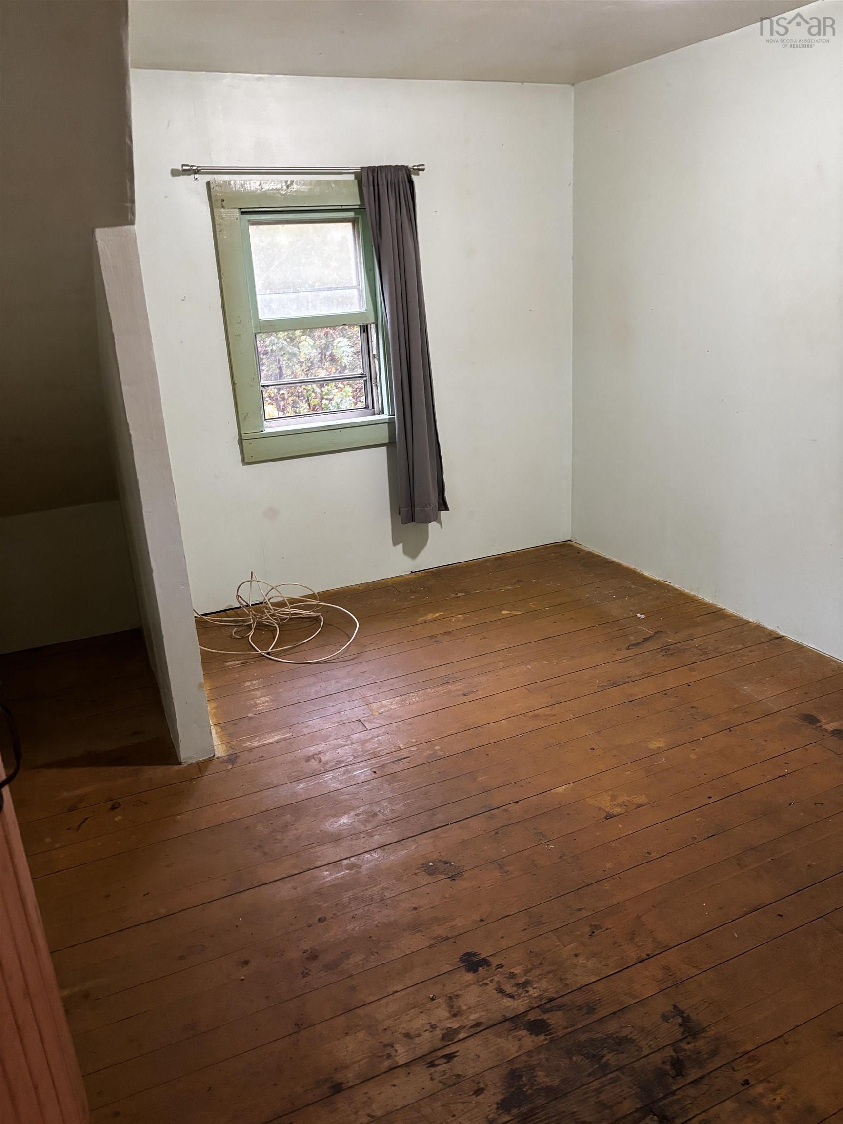 $159,000.00: 149 Long Beach Road, West Glenmont