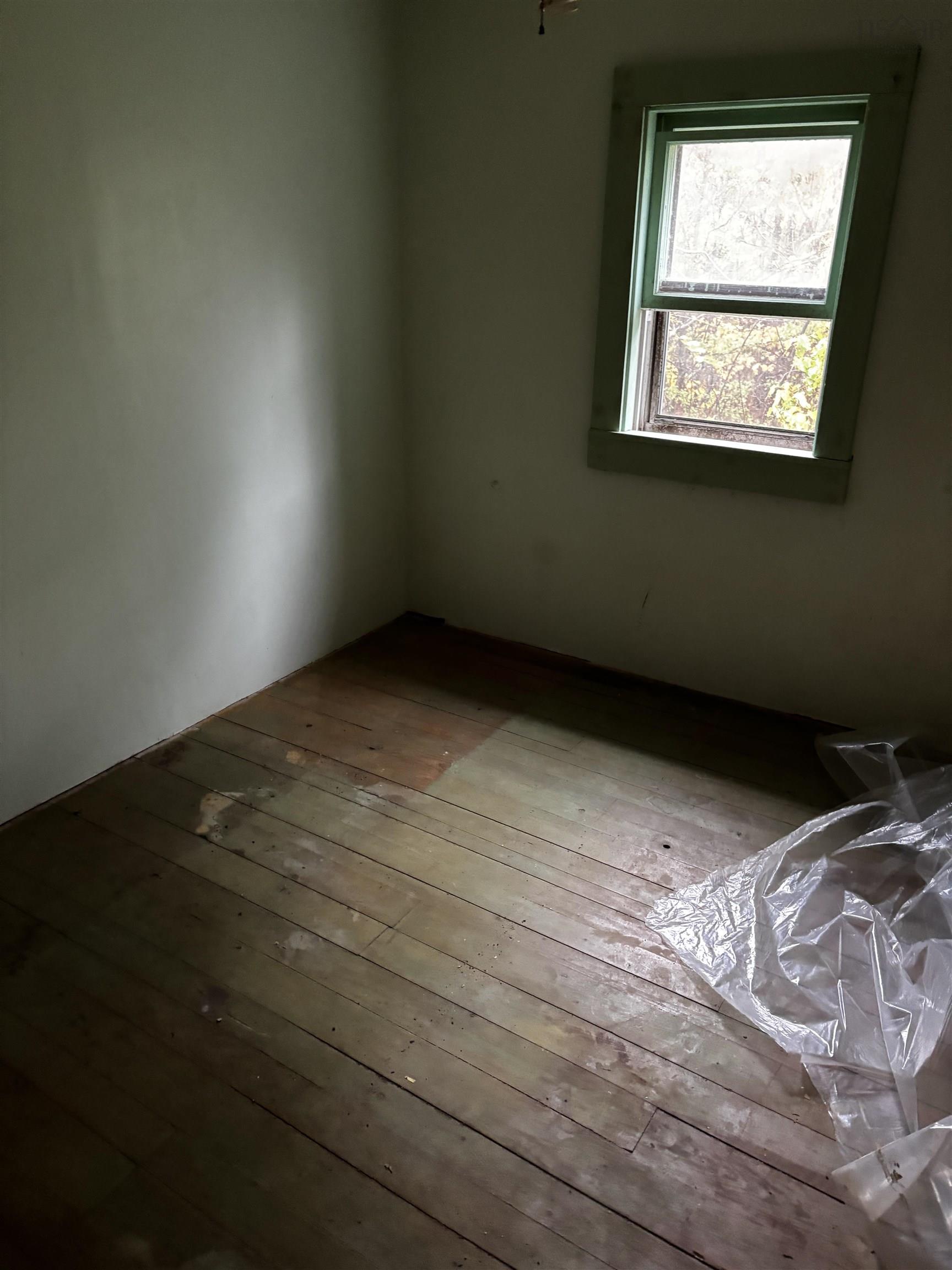 $159,000.00: 149 Long Beach Road, West Glenmont