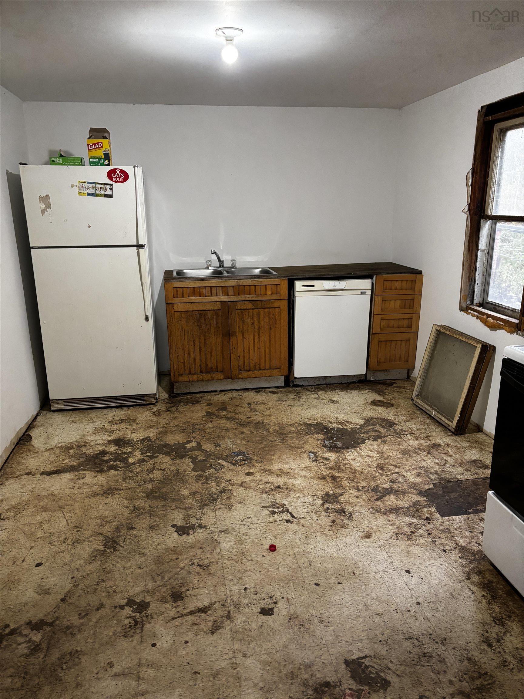 $159,000.00: 149 Long Beach Road, West Glenmont