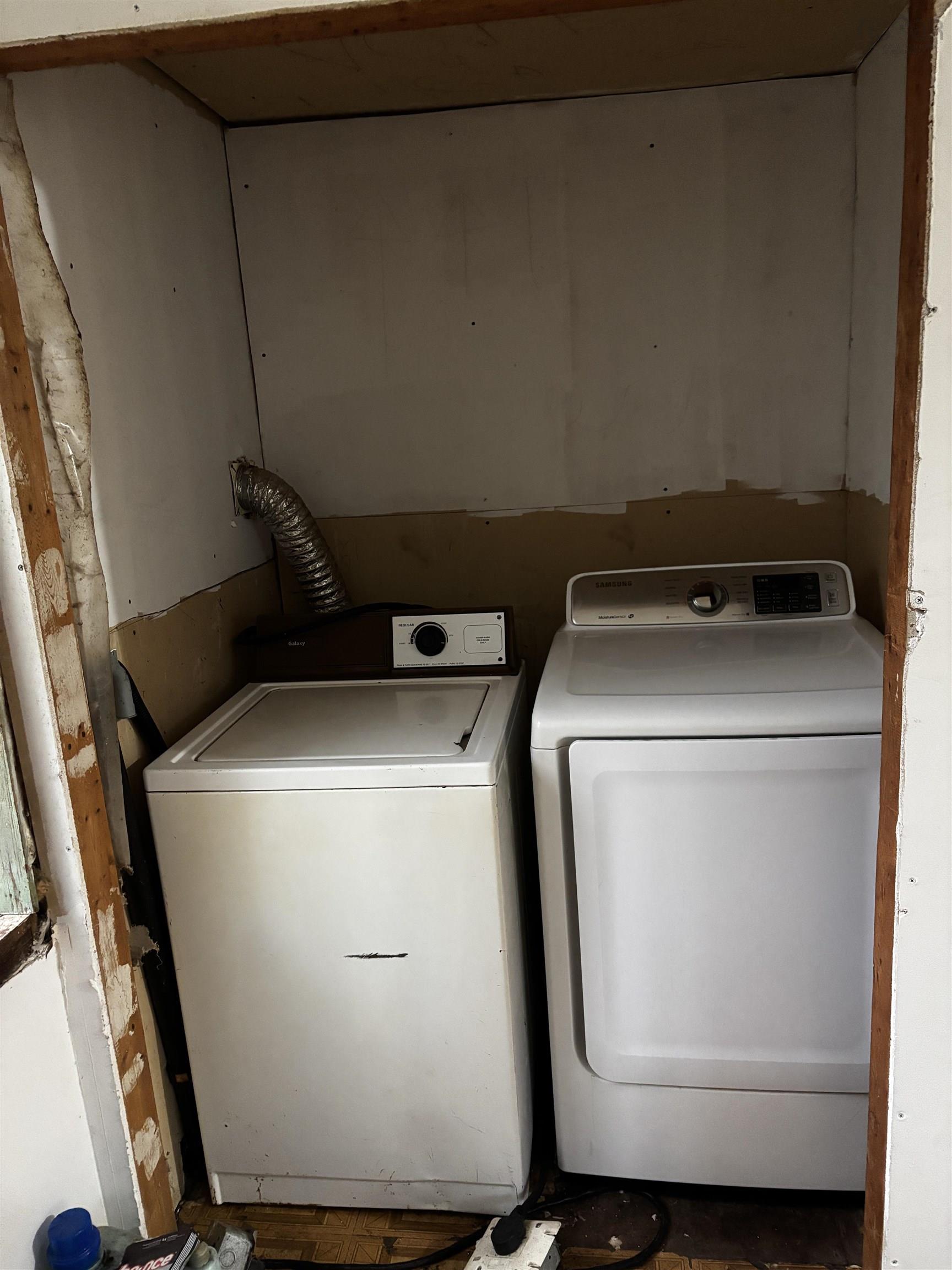 $159,000.00: 149 Long Beach Road, West Glenmont