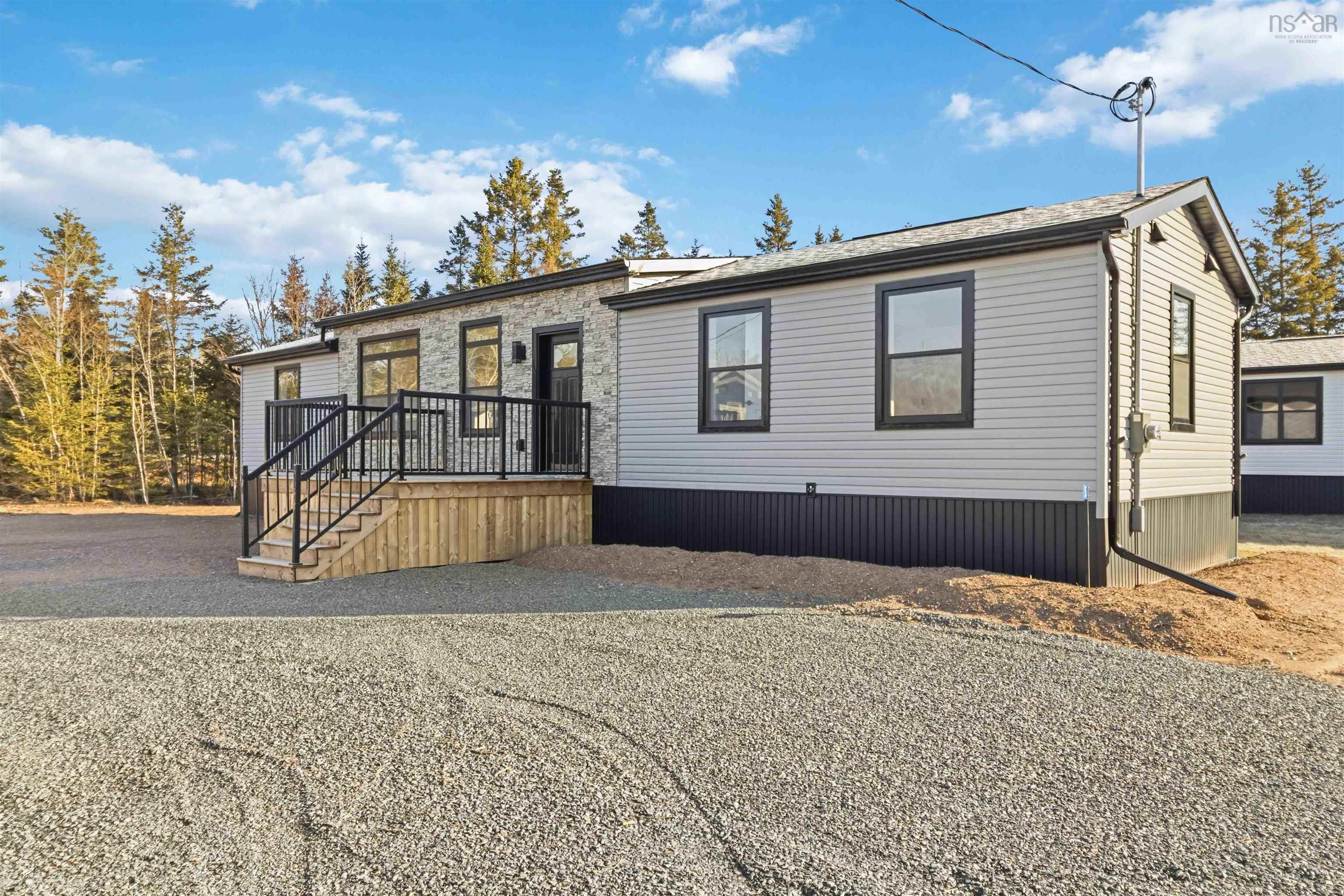 $309,900.00: 8 Pebble Lane, West St. Andrews