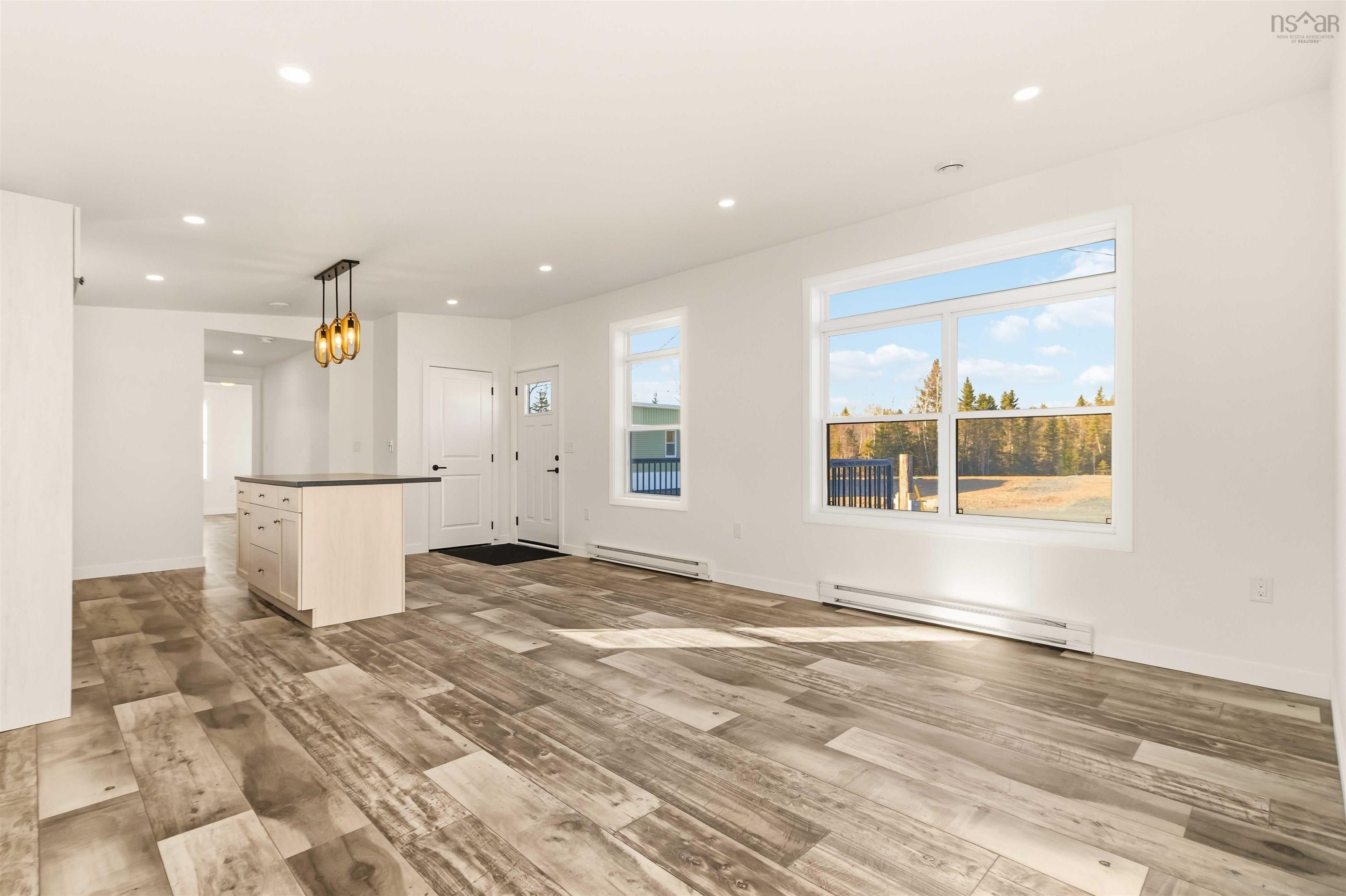 $309,900.00: 8 Pebble Lane, West St. Andrews