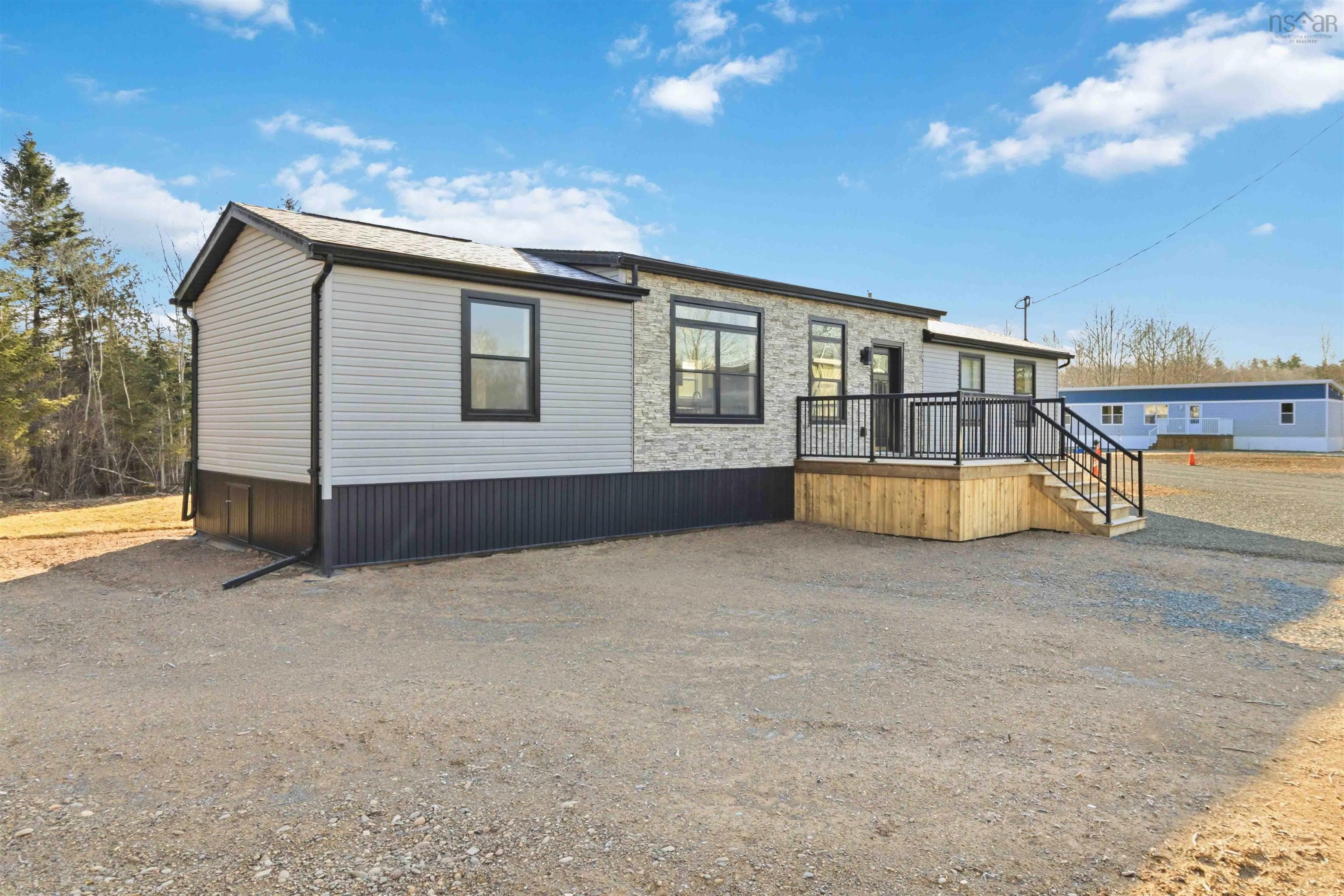 $309,900.00: 8 Pebble Lane, West St. Andrews