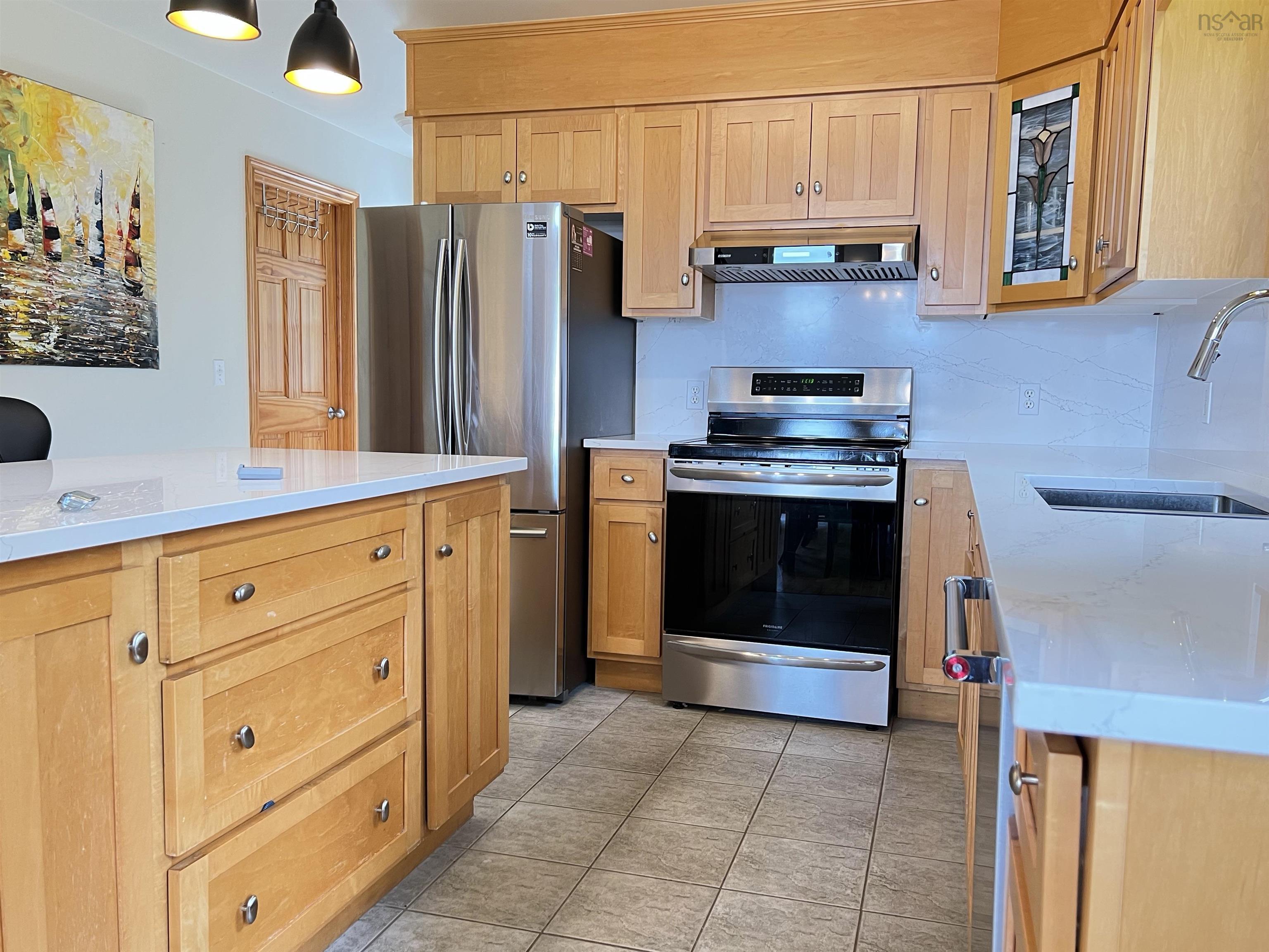 $449,000.00: 366 Lakeshore Drive, Irish Cove