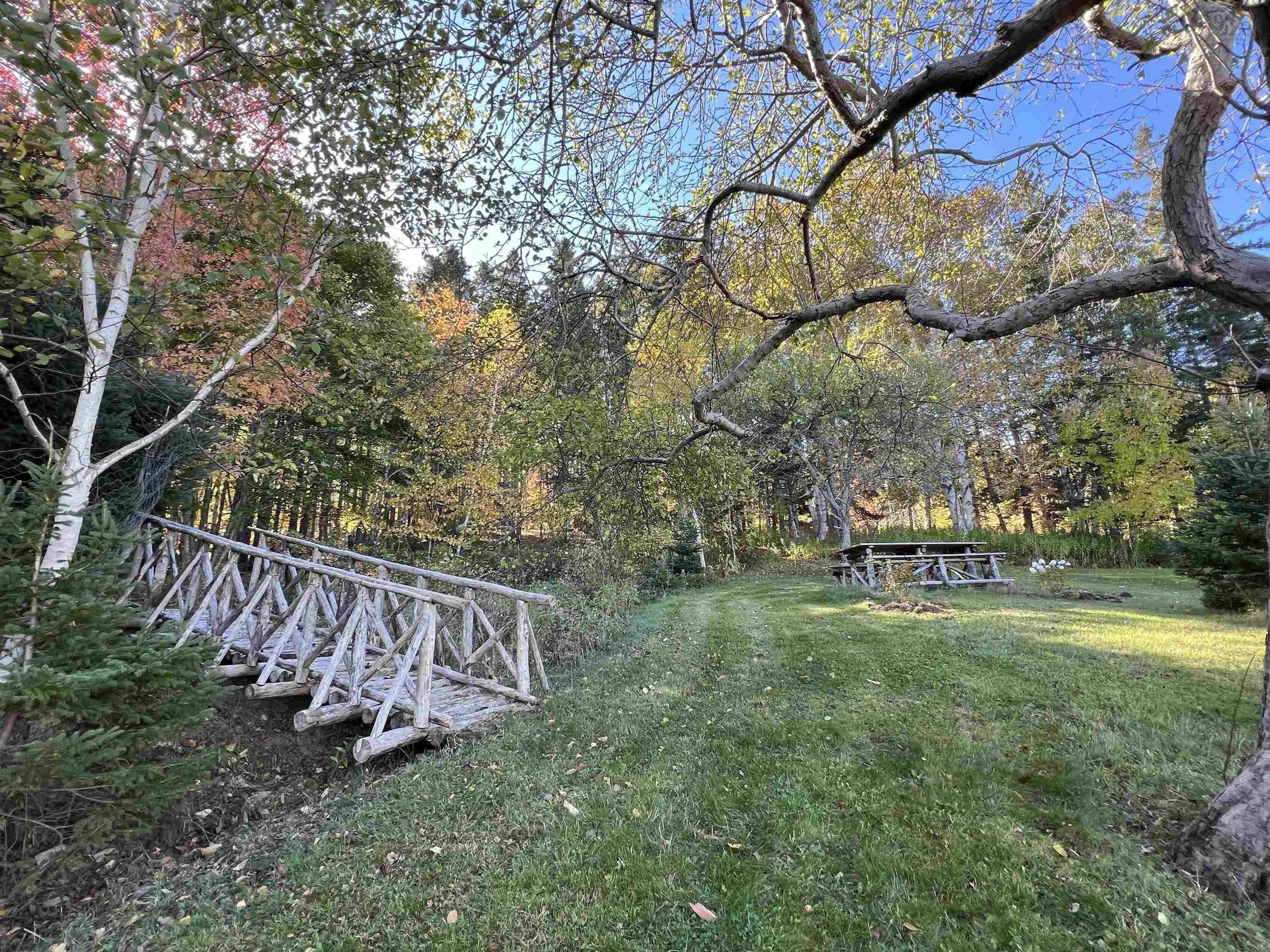 $449,000.00: 366 Lakeshore Drive, Irish Cove