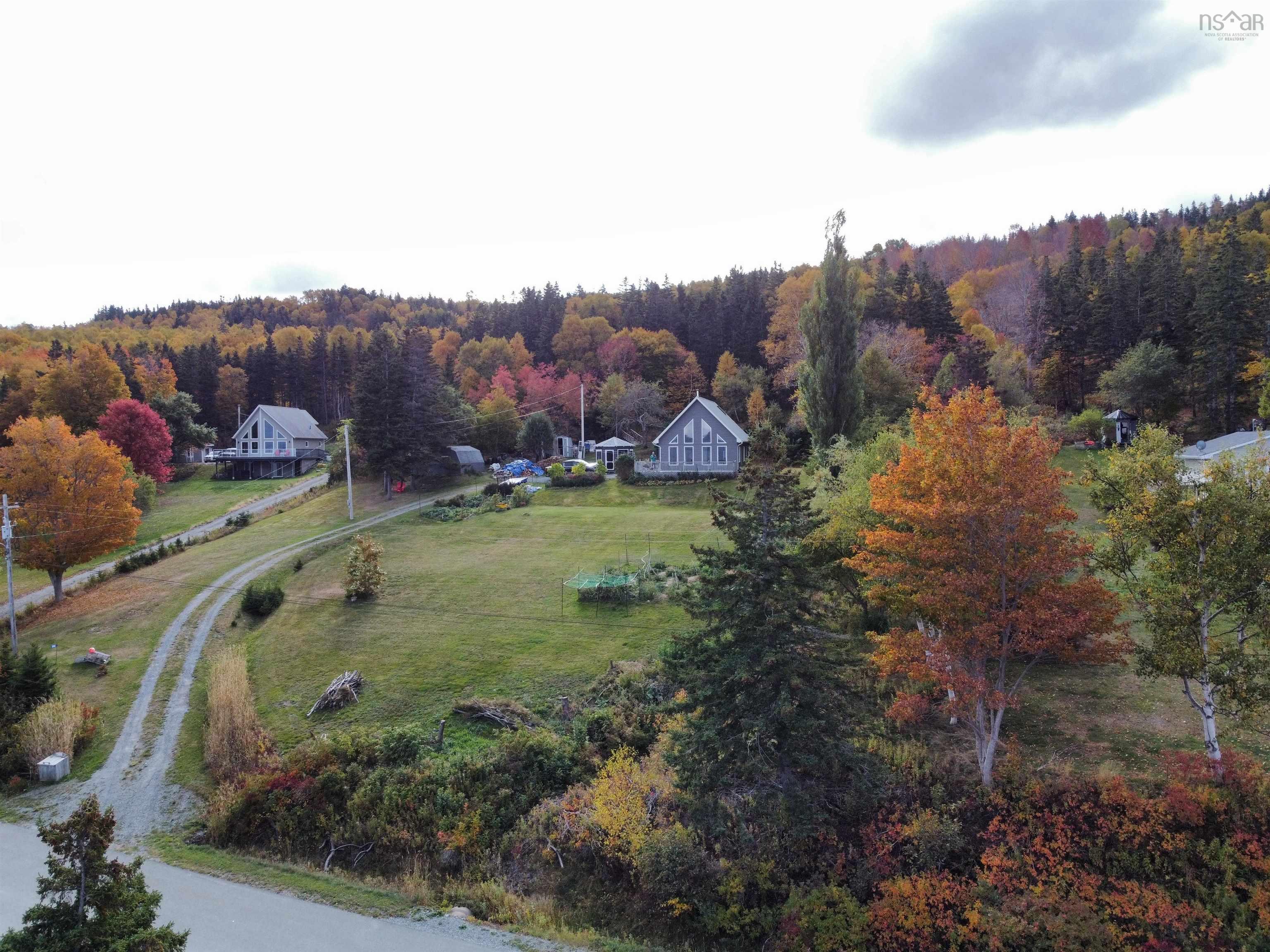 $449,000.00: 366 Lakeshore Drive, Irish Cove