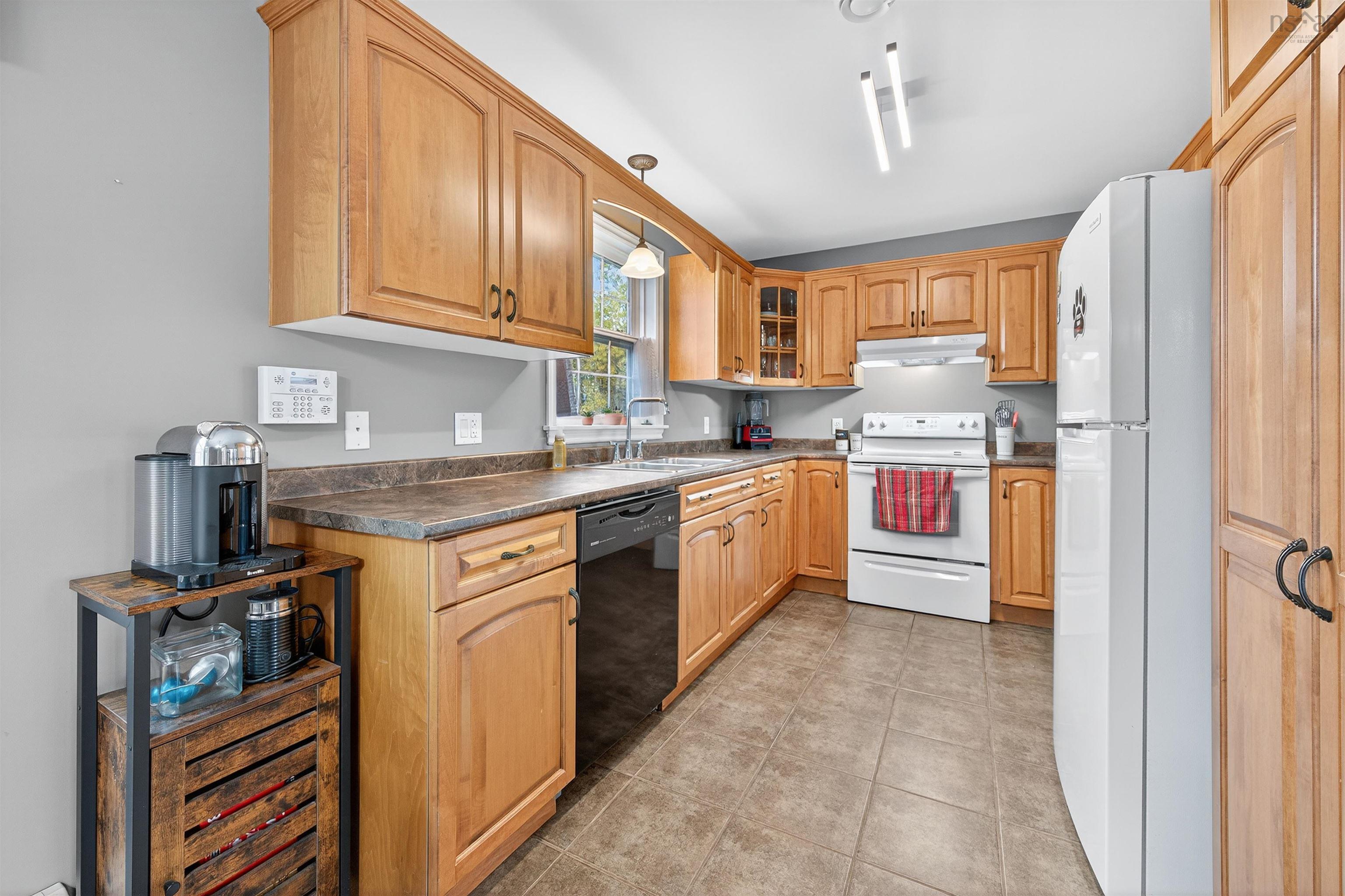 $349,900.00: 123 BARRINGTON, Sydney Mines