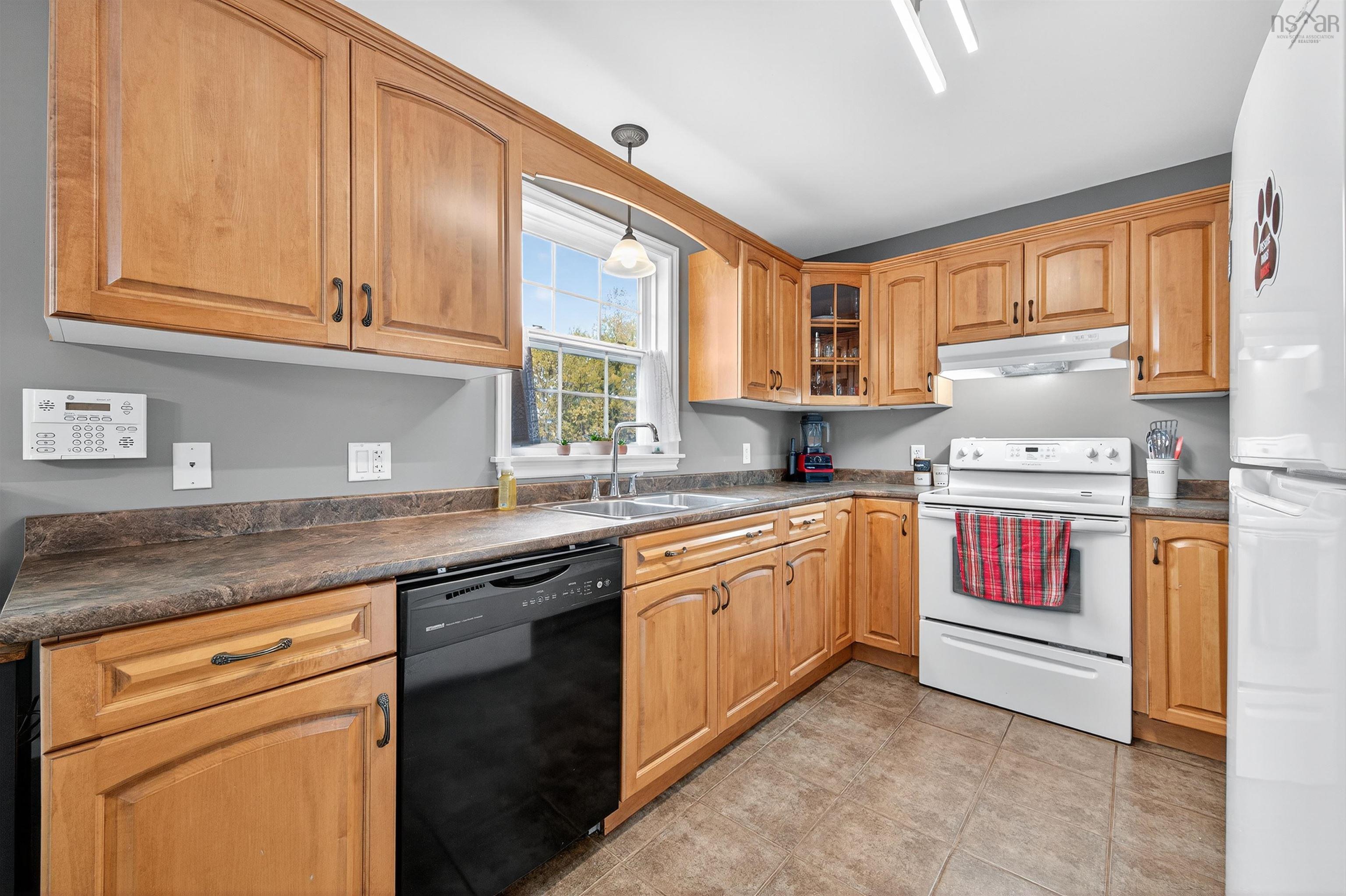 $349,900.00: 123 BARRINGTON, Sydney Mines