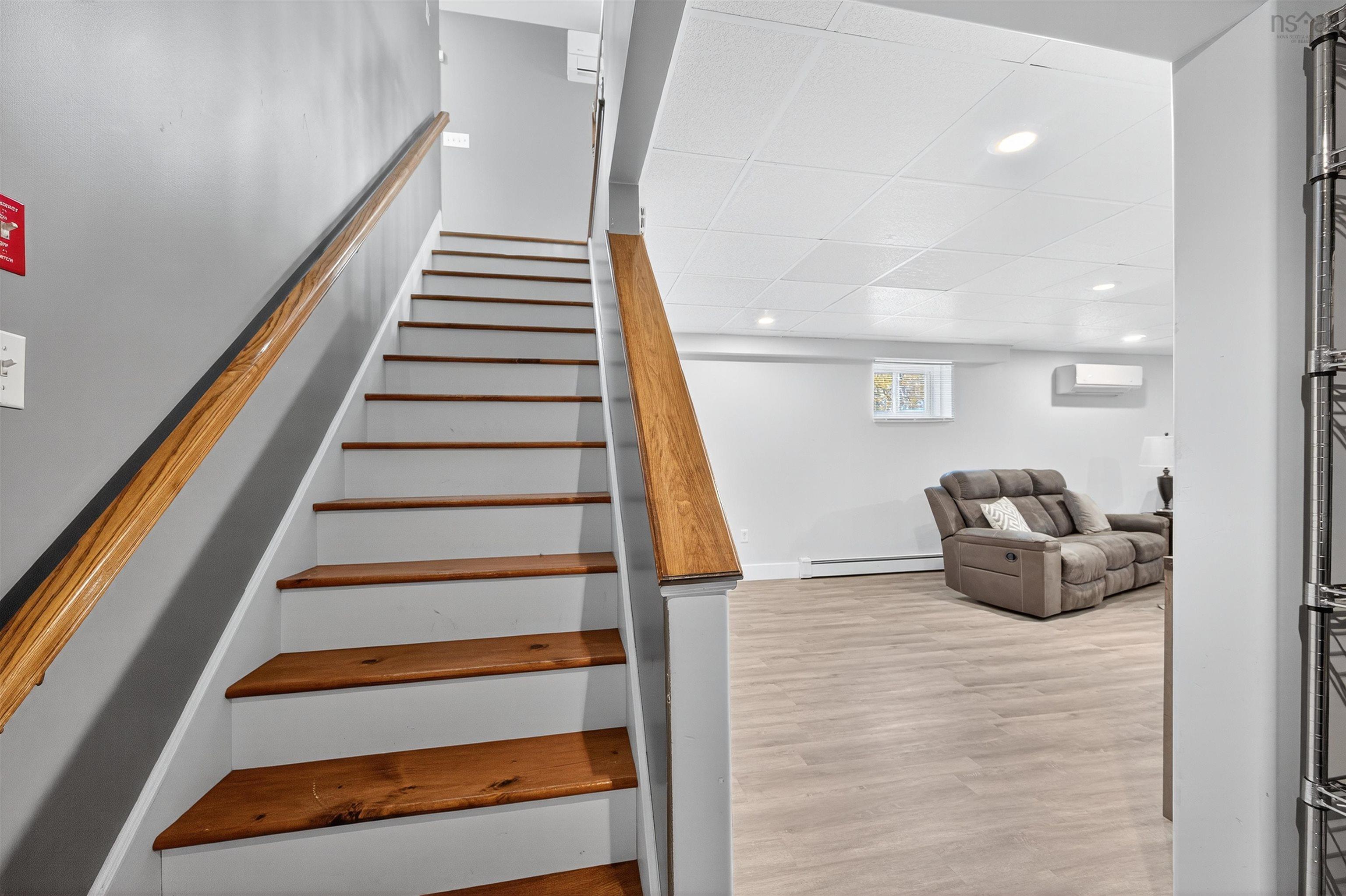 $349,900.00: 123 BARRINGTON, Sydney Mines