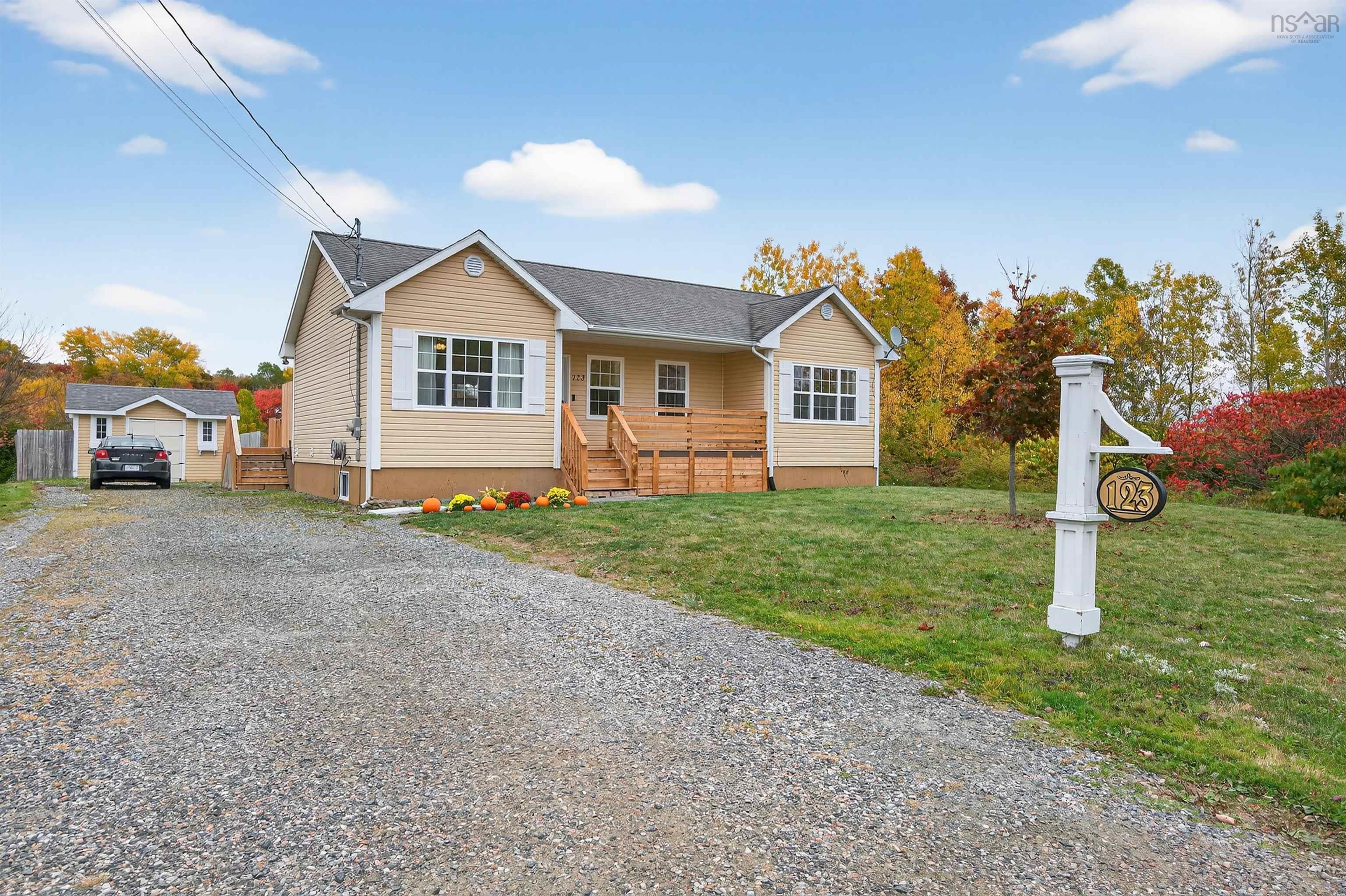 $349,900.00: 123 BARRINGTON, Sydney Mines