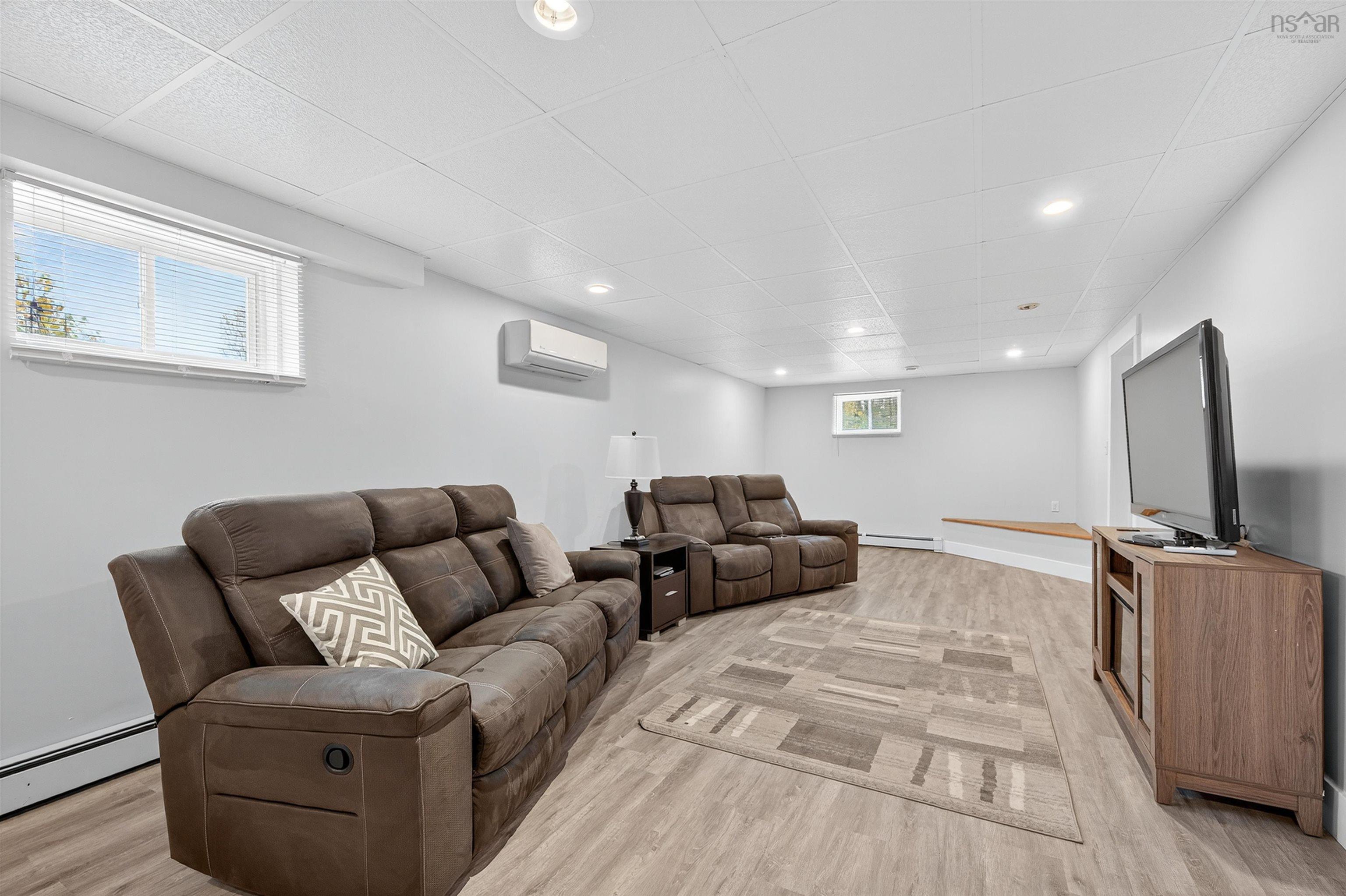 $349,900.00: 123 BARRINGTON, Sydney Mines