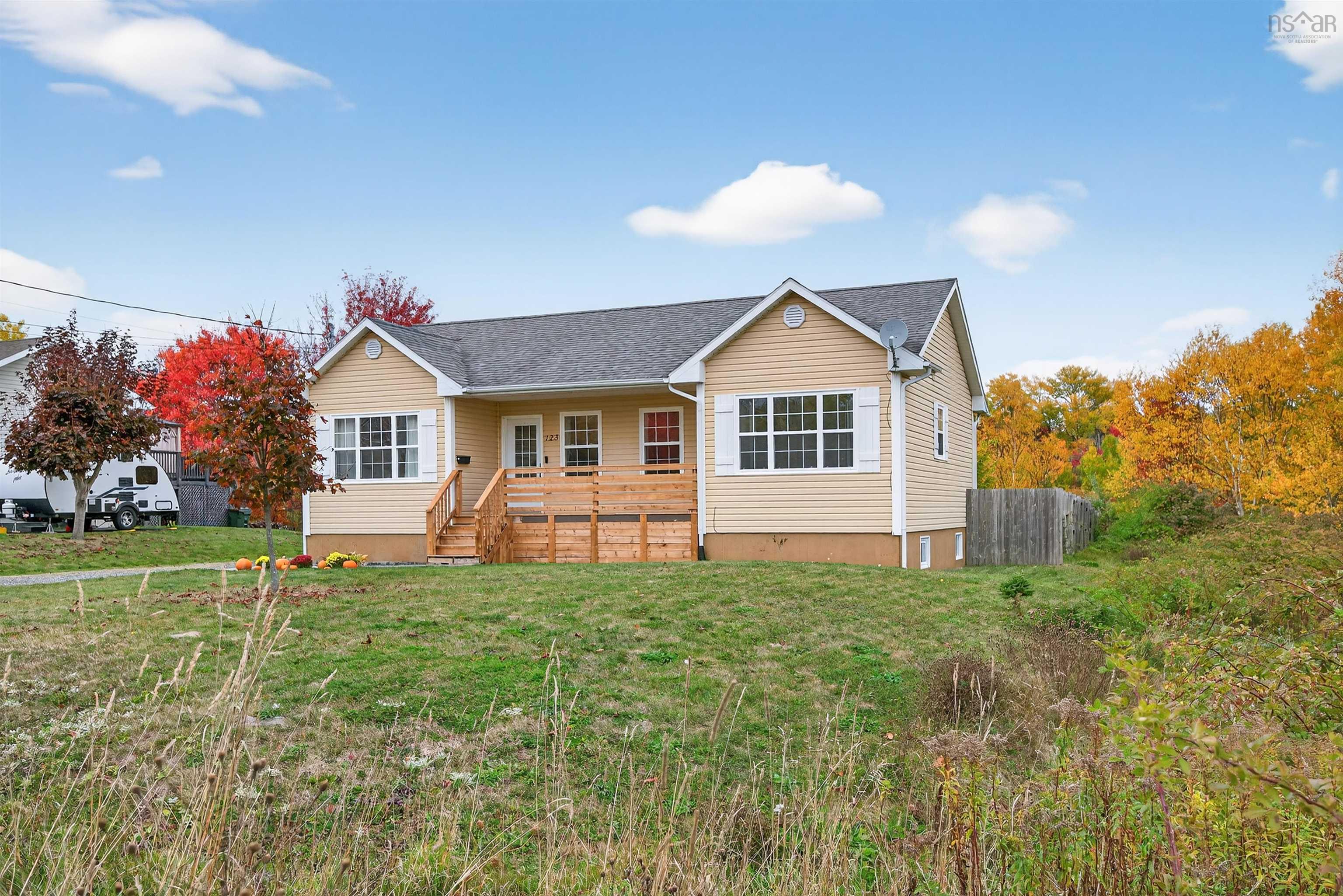 $349,900.00: 123 BARRINGTON, Sydney Mines